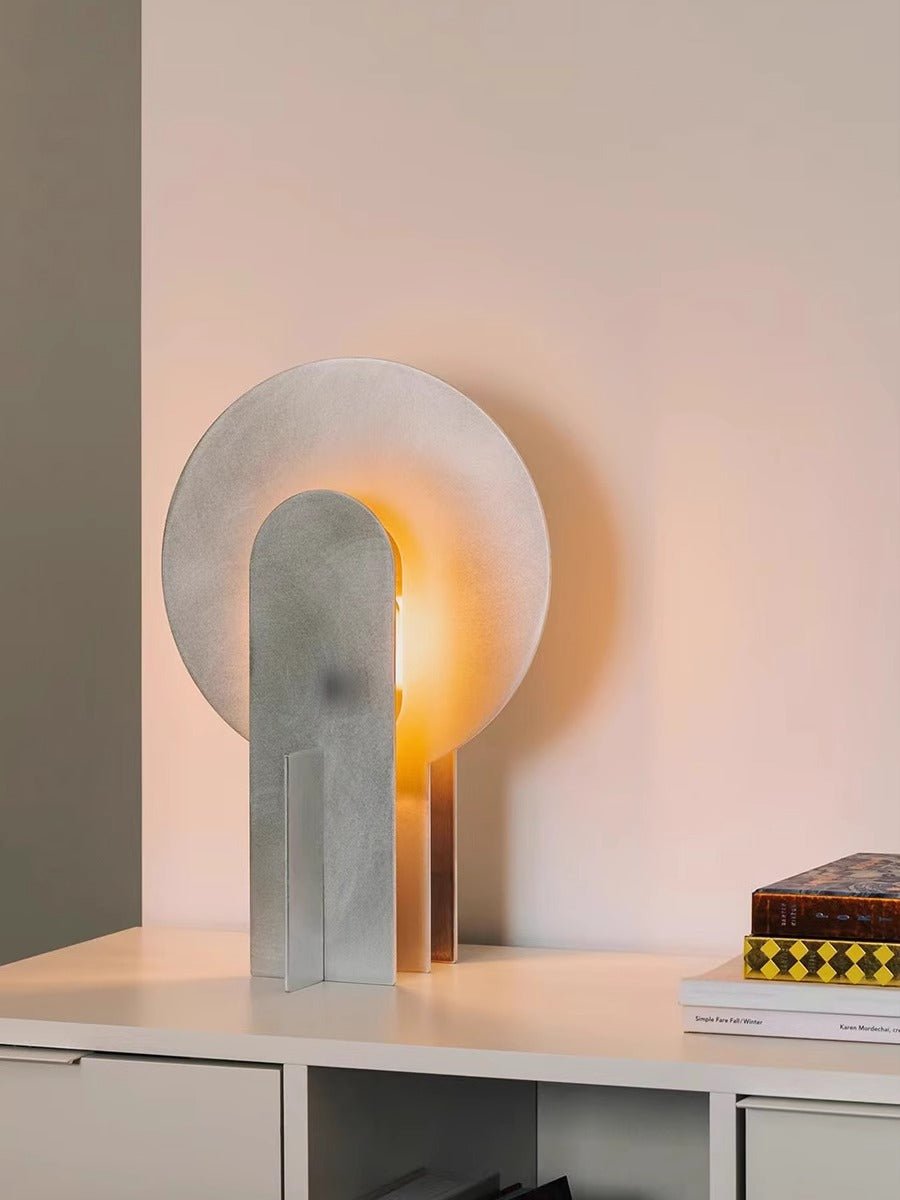 Solvique Arch Marble lampa stołowa
