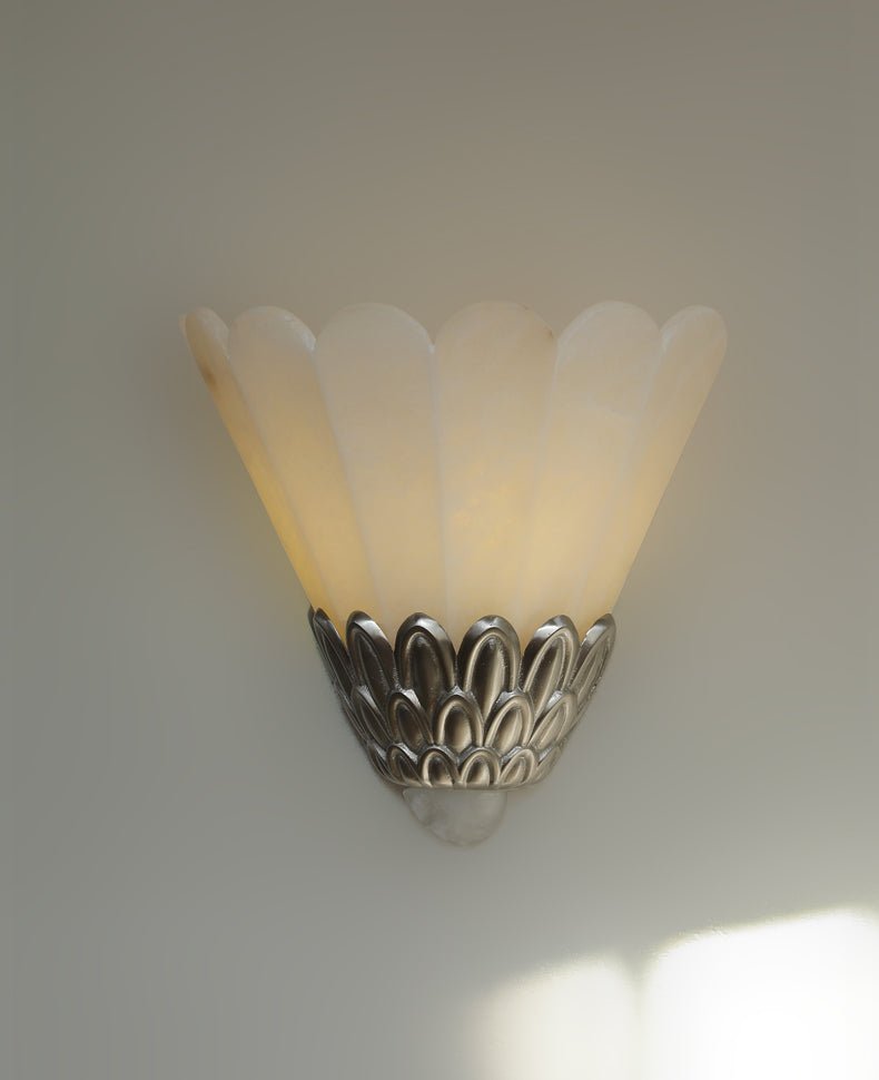 Marbe vintage żyrandol ścienny w stylu retro z kloszem alabastrowym