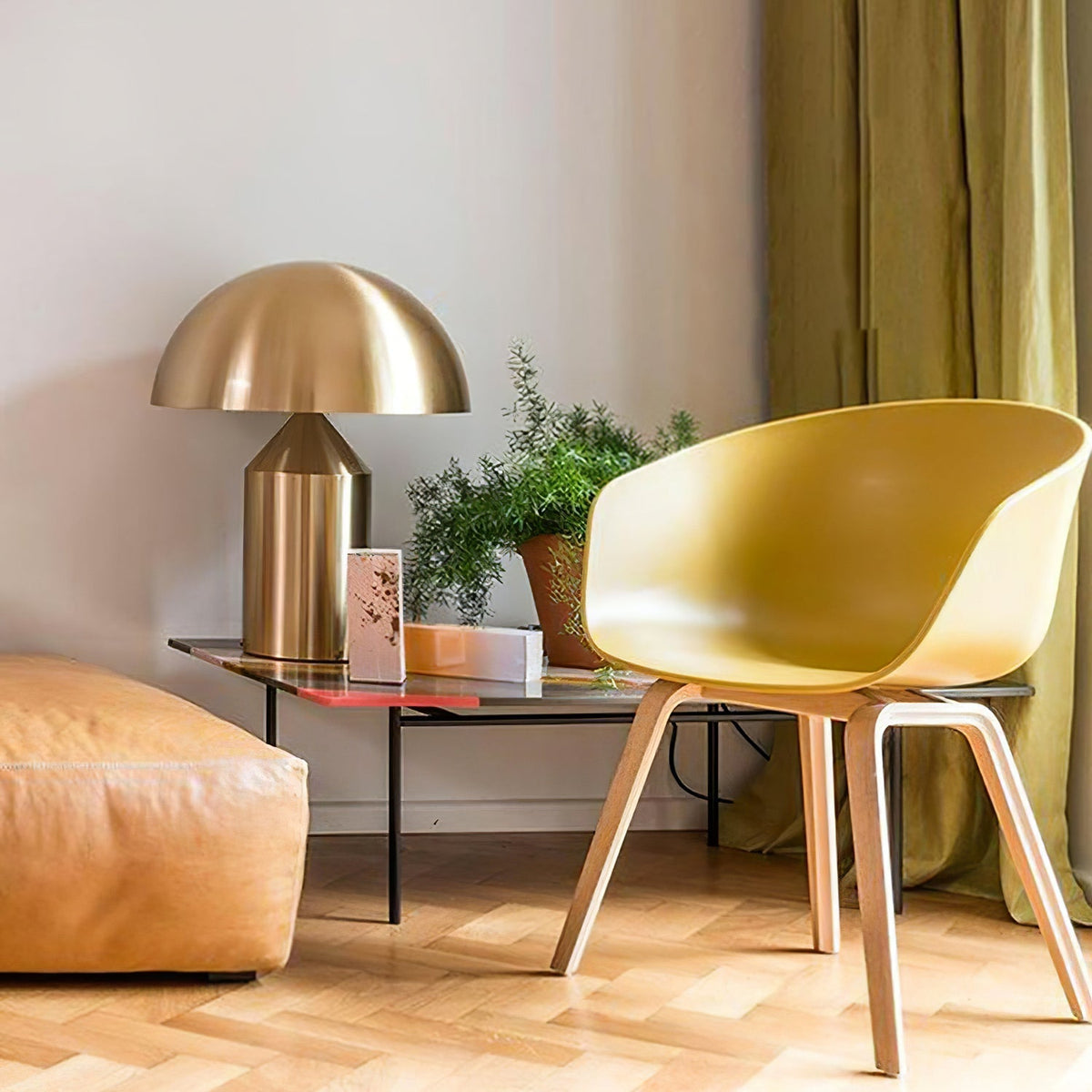 Selisina minimalistyczna lampa stołowa o stylu przemysłowym