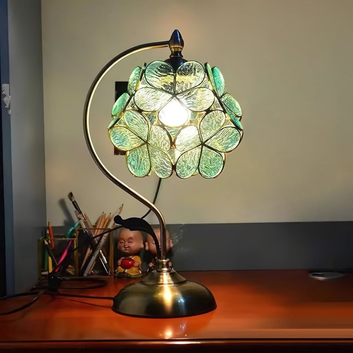 Lampa stołowa Aurelia Leaf ze szkła
