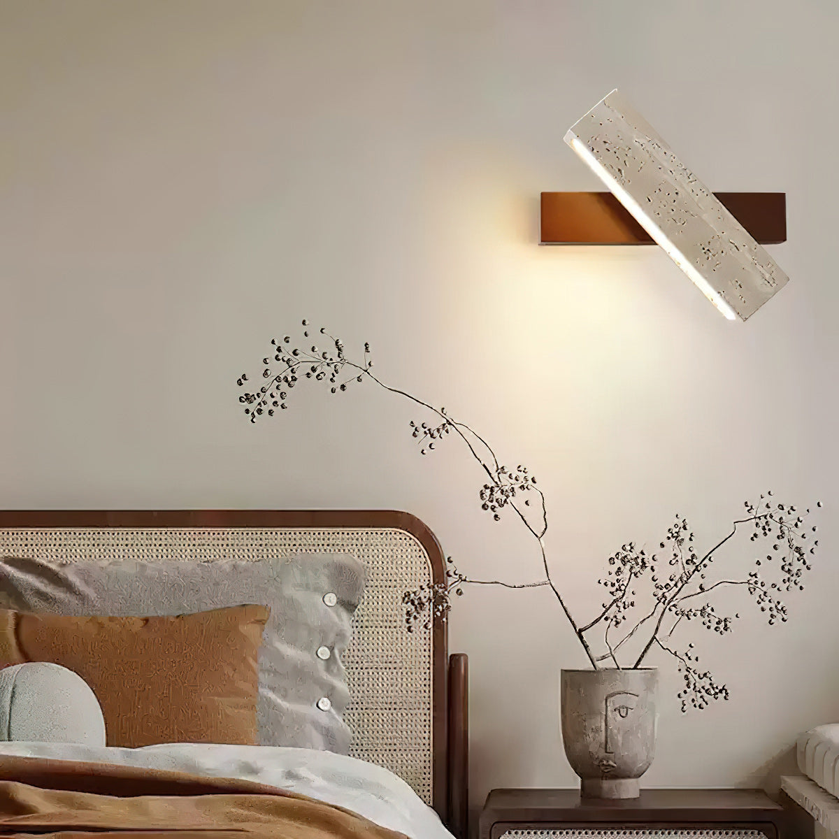 Ostruvyo nowoczesna kinkietowa lampa ścienna z drewna i travertynu