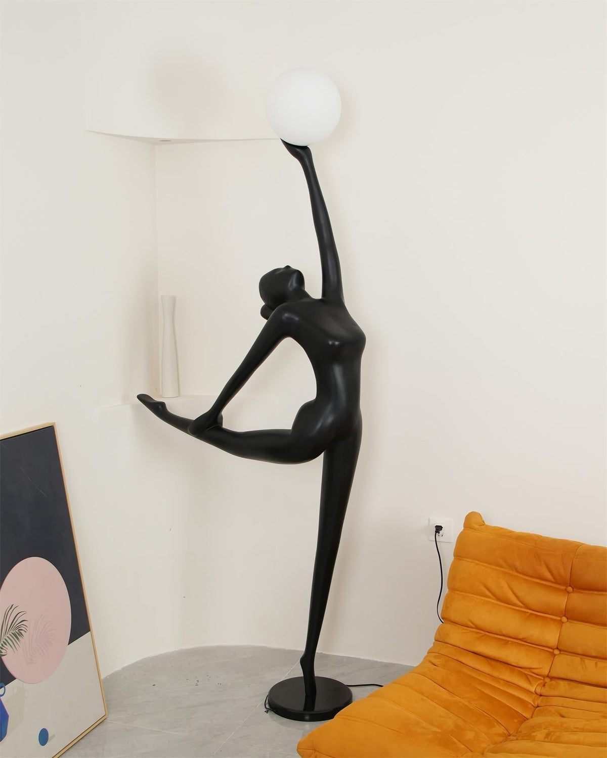 Ballerina lampa stojąca