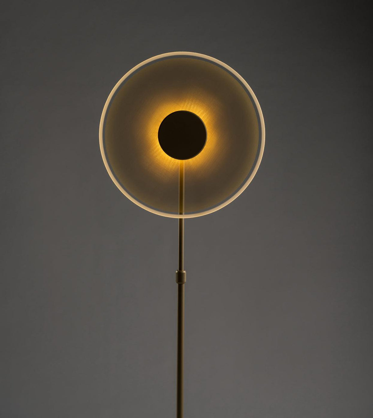 Abir minimalistyczna lampa stojąca