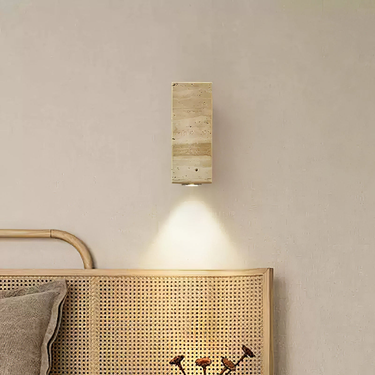 Nula Travertine kinkiet drewniany