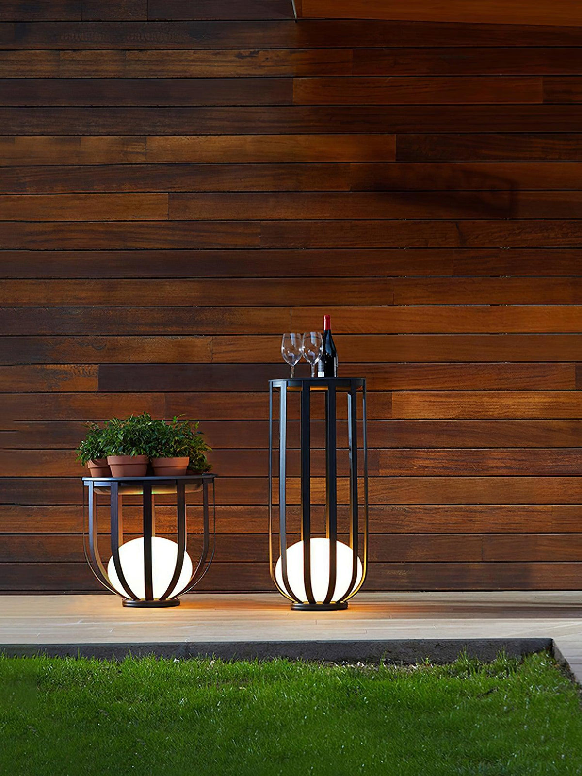 Tera zewnętrzna lampa stojąca z akrylu