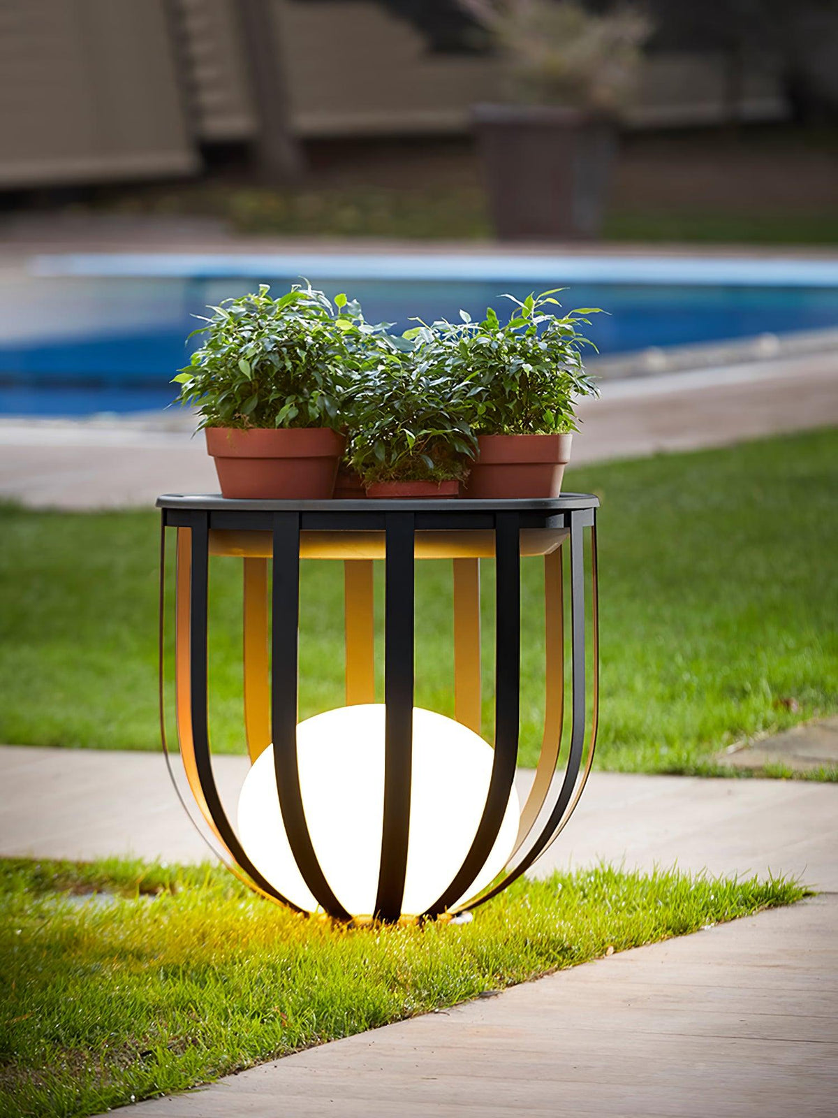 Tera zewnętrzna lampa stojąca z akrylu
