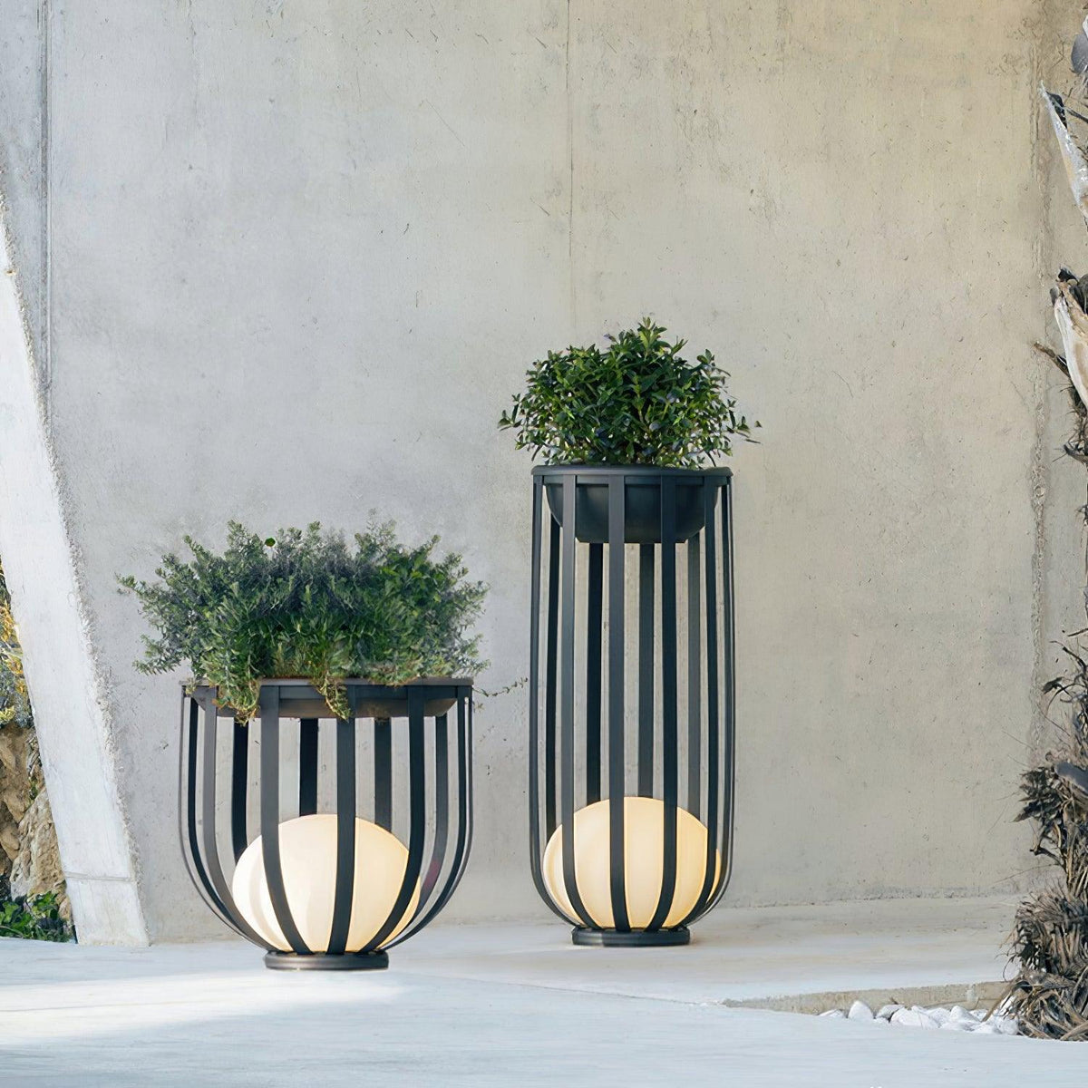Tera zewnętrzna lampa stojąca z akrylu