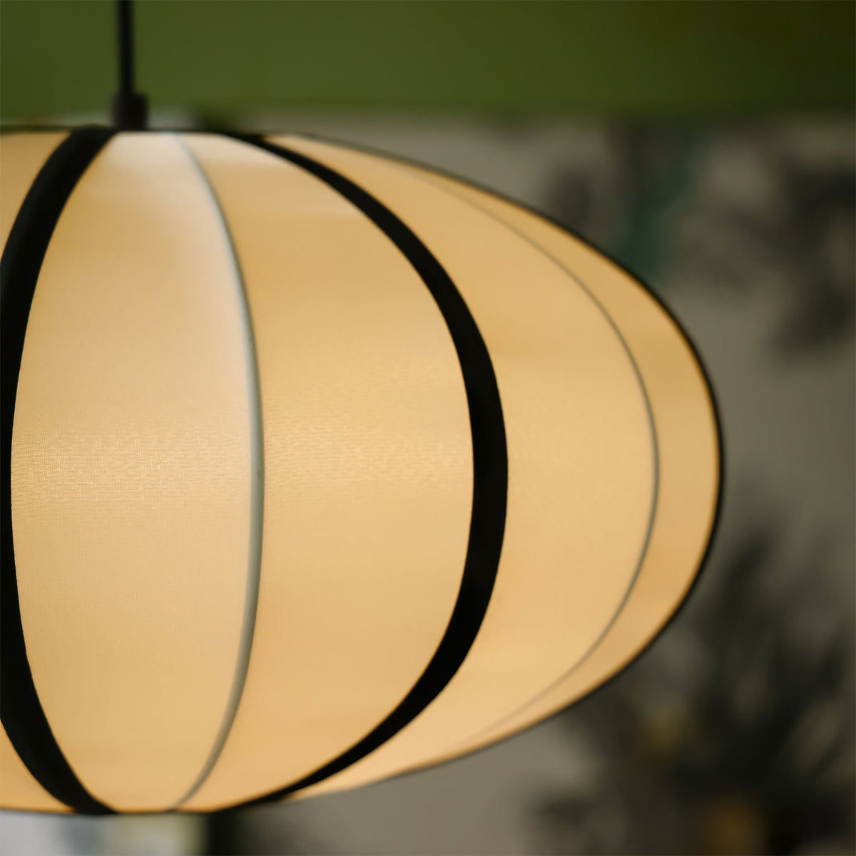 Inez wisząca lampa stołowa z płótna o nowoczesnym designie