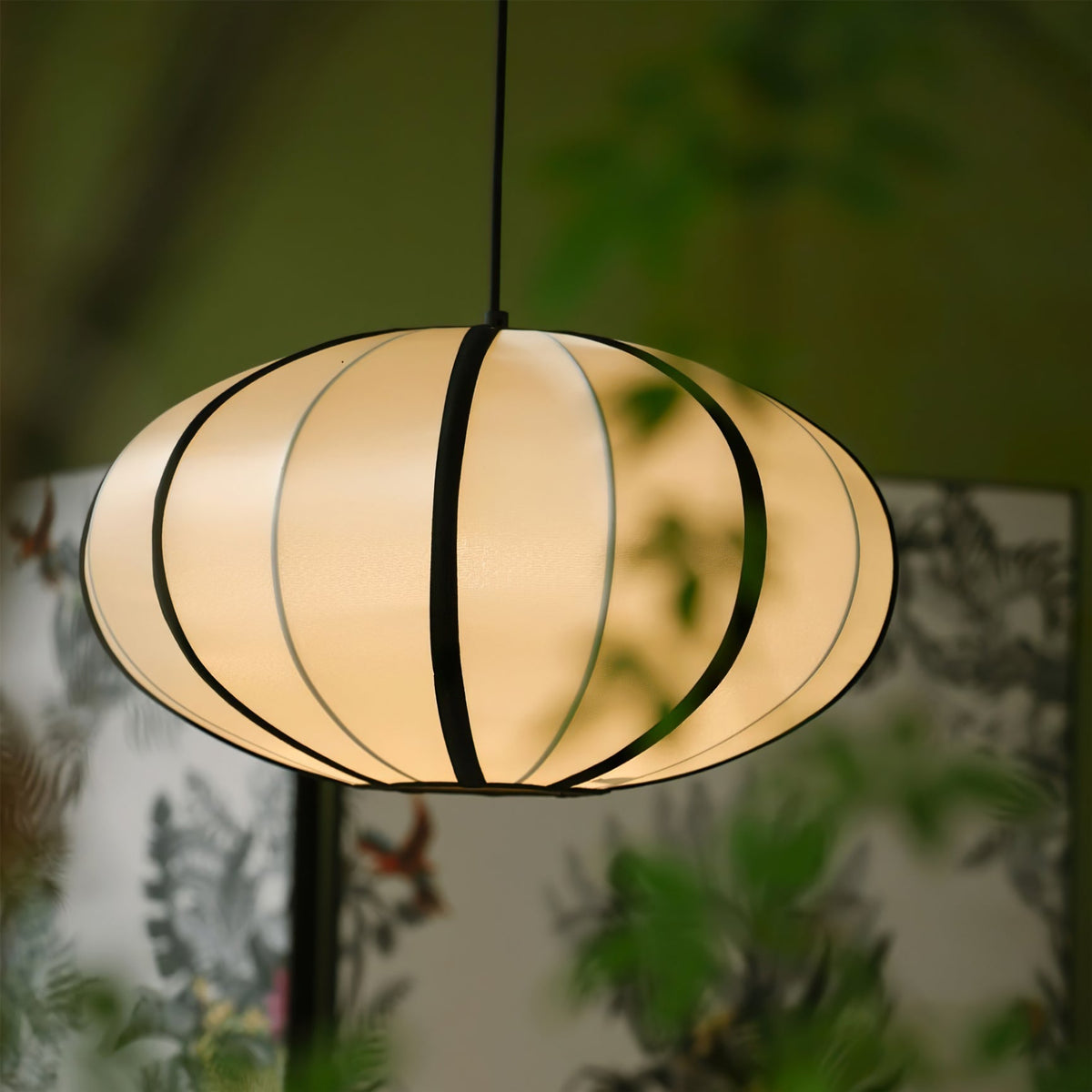 Inez wisząca lampa stołowa z płótna o nowoczesnym designie