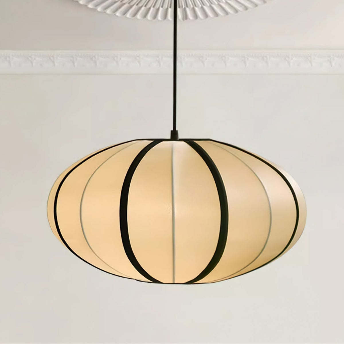 Inez wisząca lampa stołowa z płótna o nowoczesnym designie