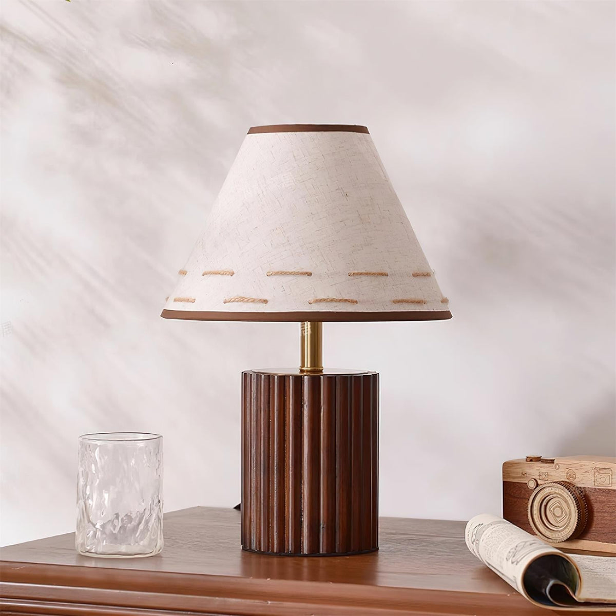 Nororelia lampa stołowa