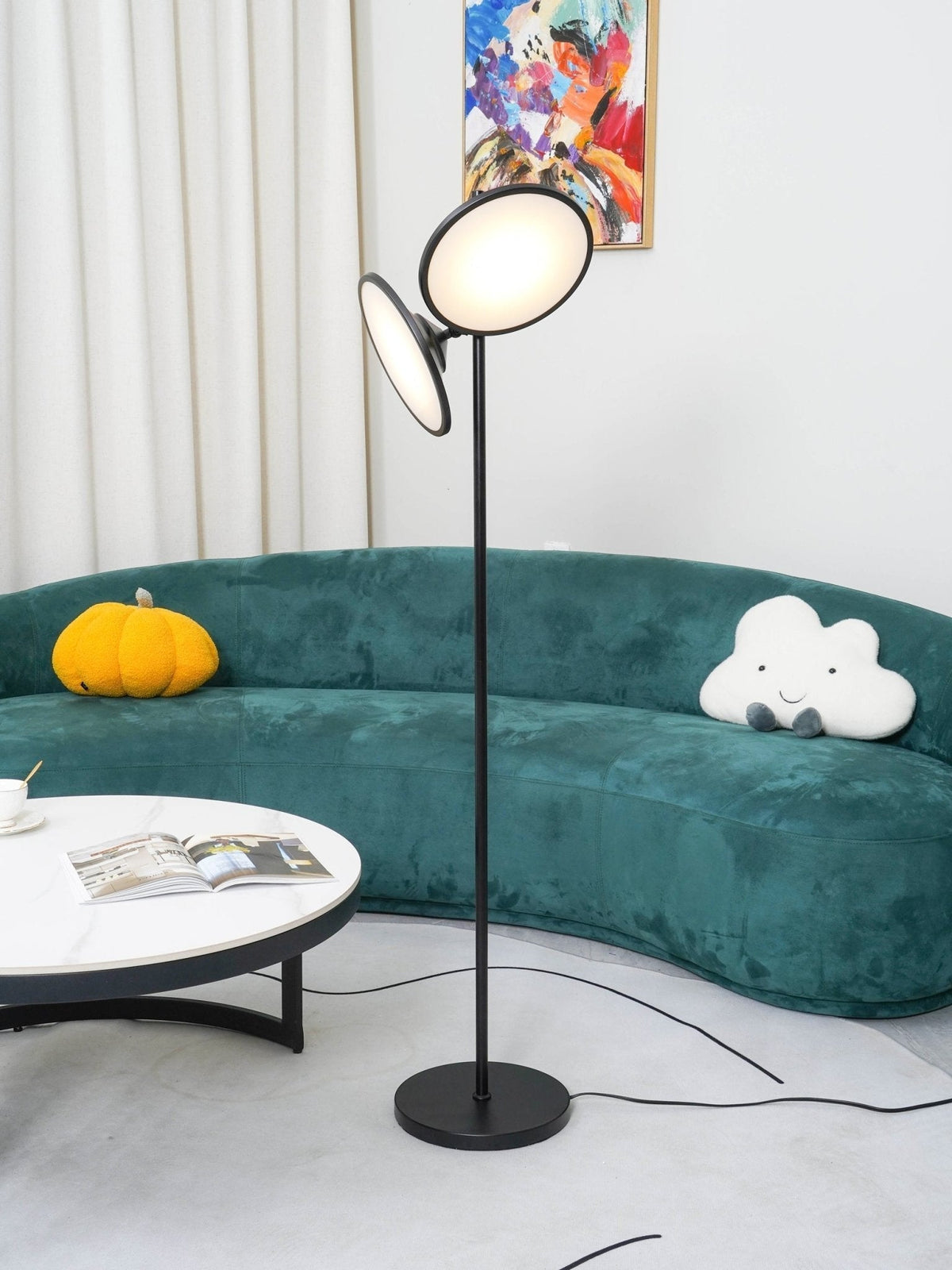 Eave artystyczna lampa stojąca z akrylu