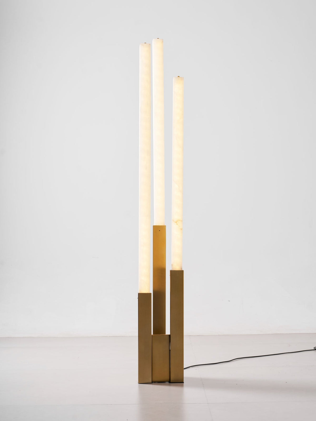 Callisto Alabaster lampa stojąca