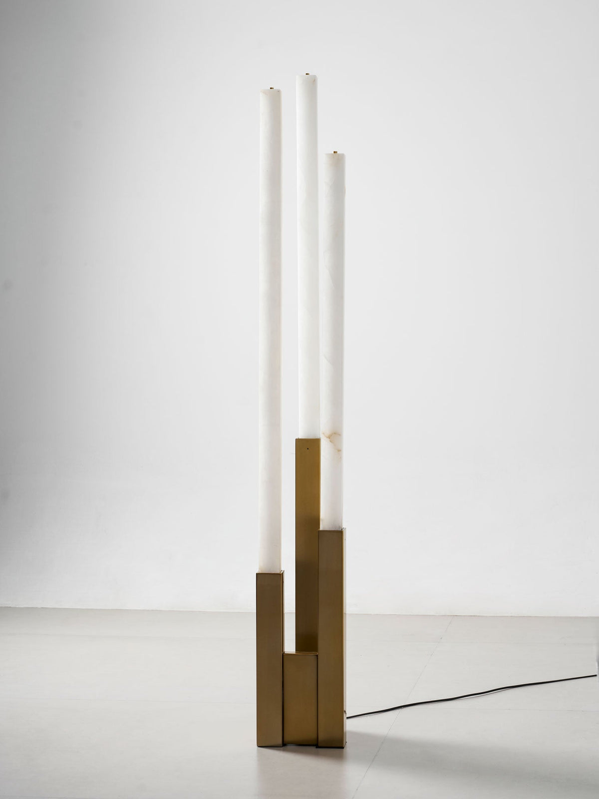 Callisto Alabaster lampa stojąca