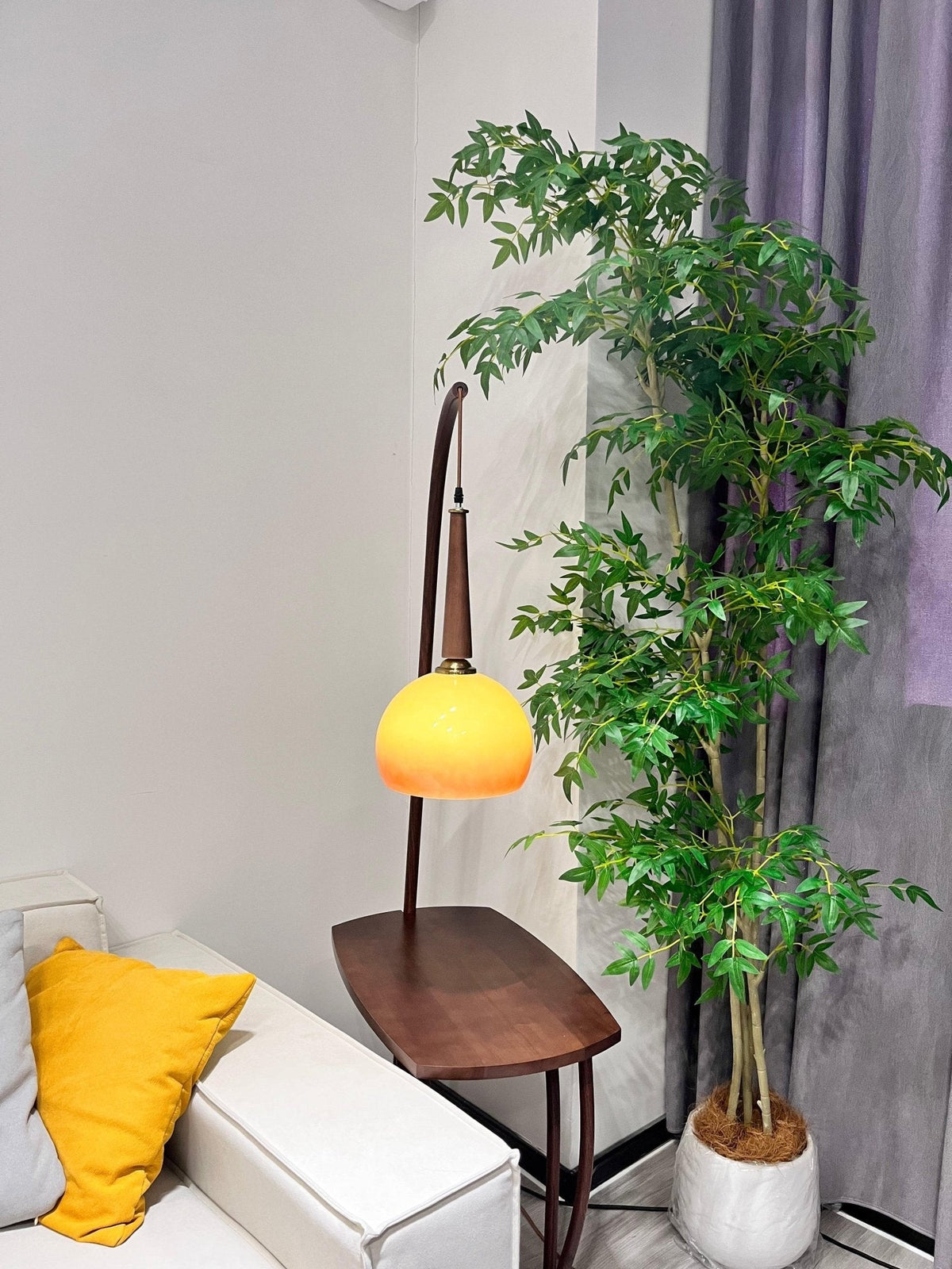 Fior nowoczesna lampa stojąca z drewna