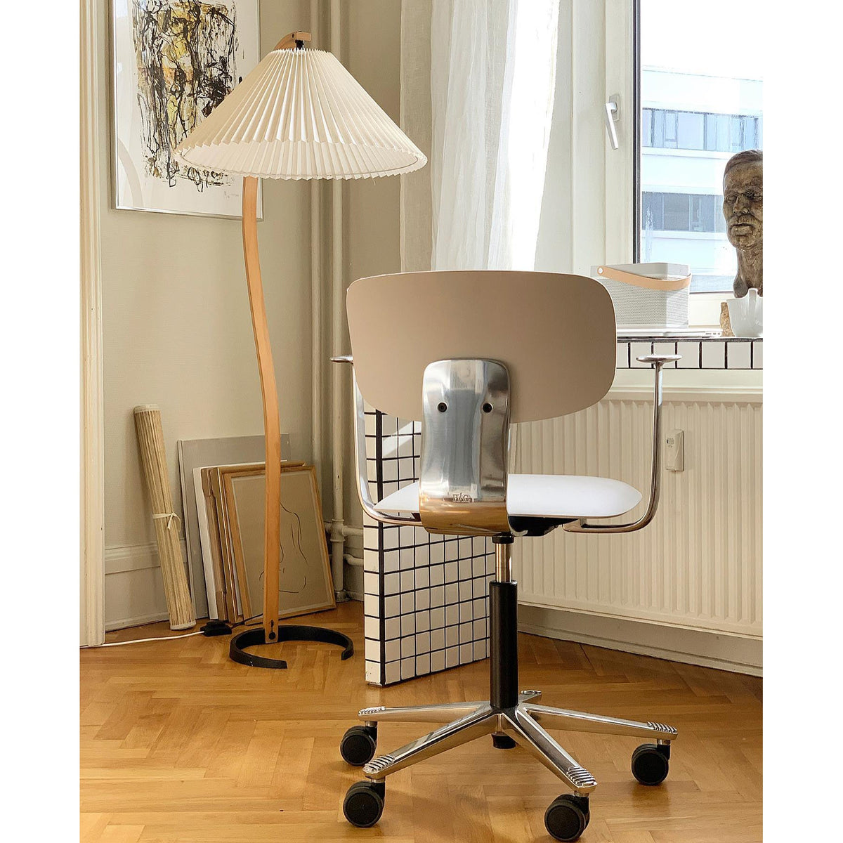 Terra lampa stojąca