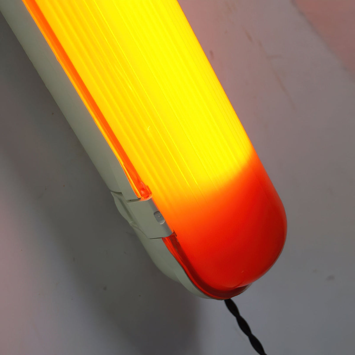 Flare kinkiet