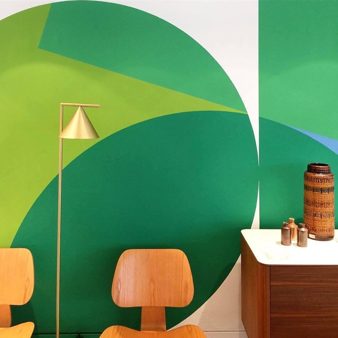 Nell minimalistyczna lampa stojąca