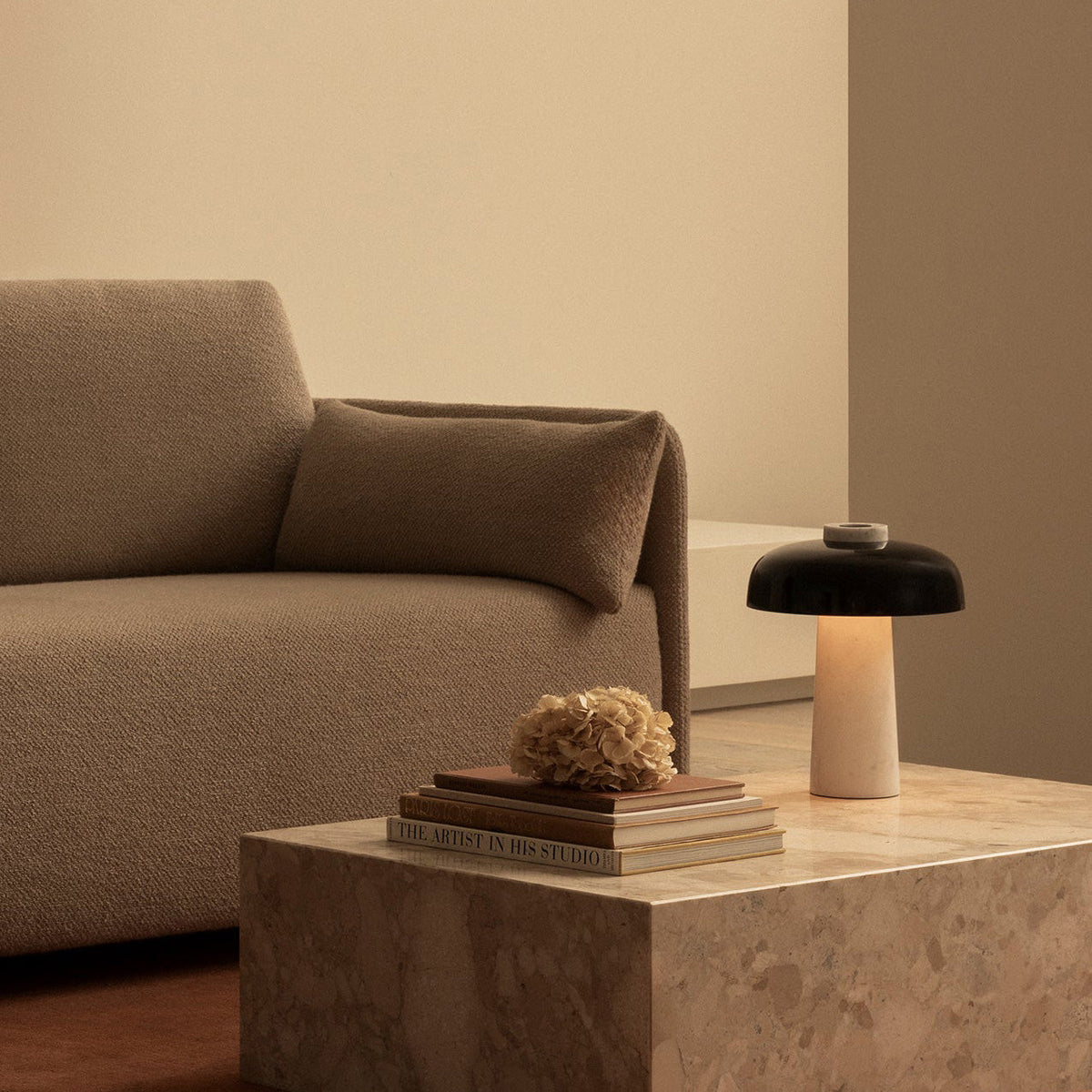 Lampa stołowa Oakley Travertine