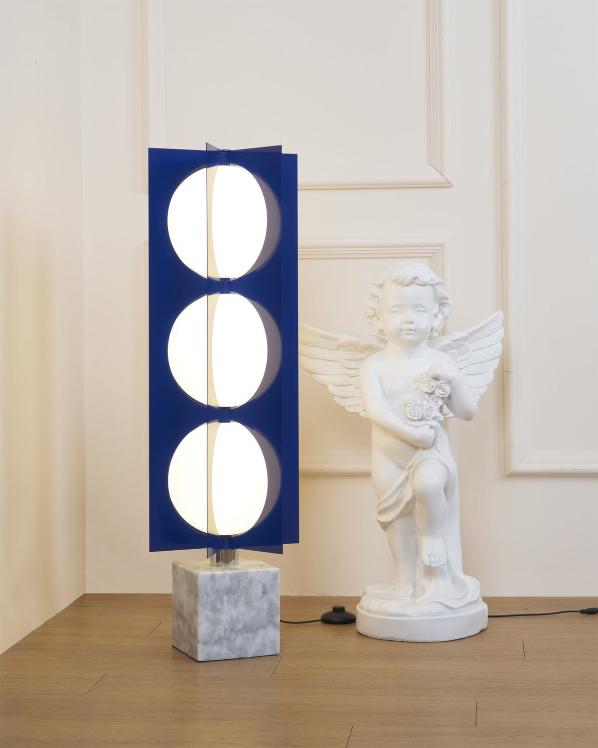 Lampa stojąca Vanell Marble