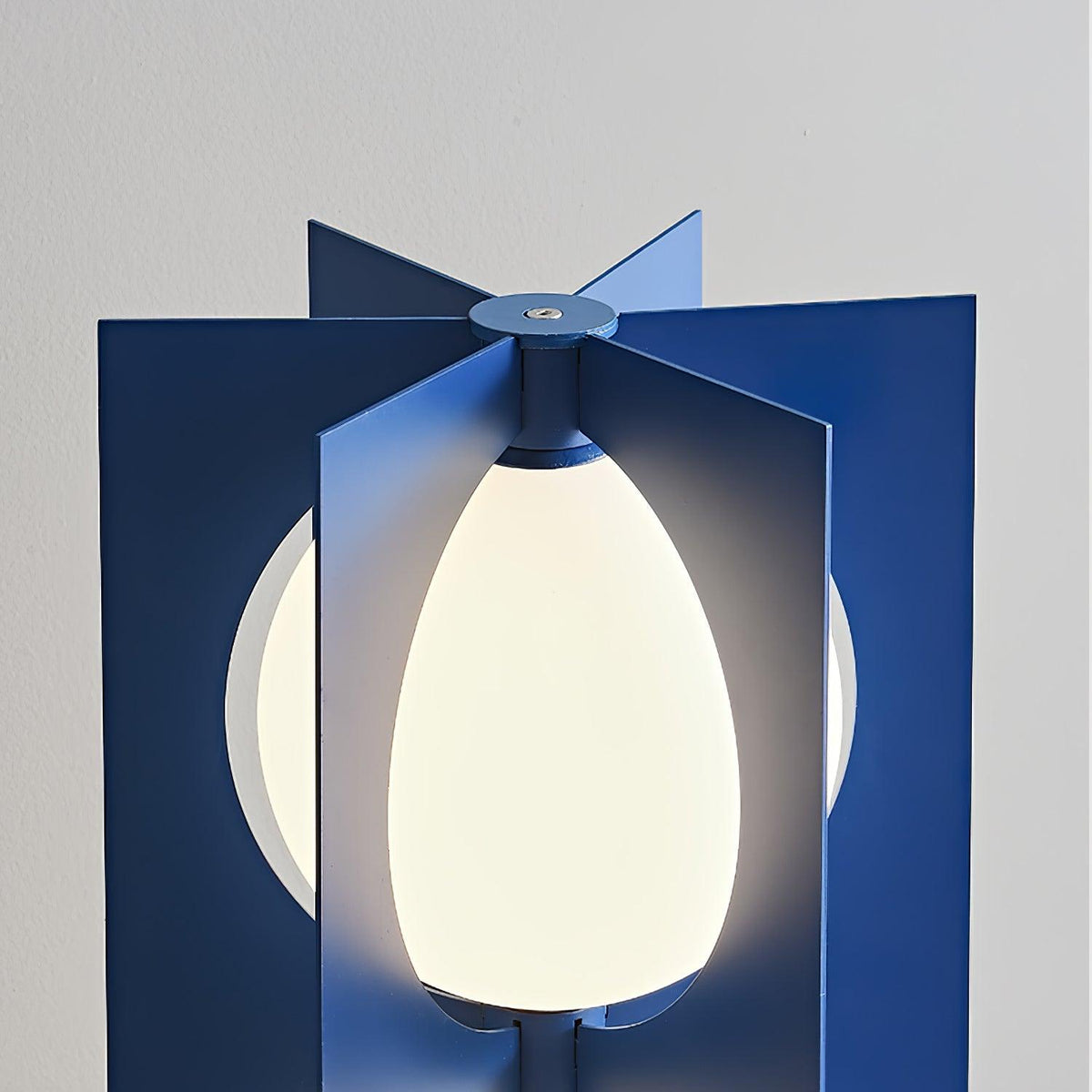 Lampa stojąca Vanell Marble