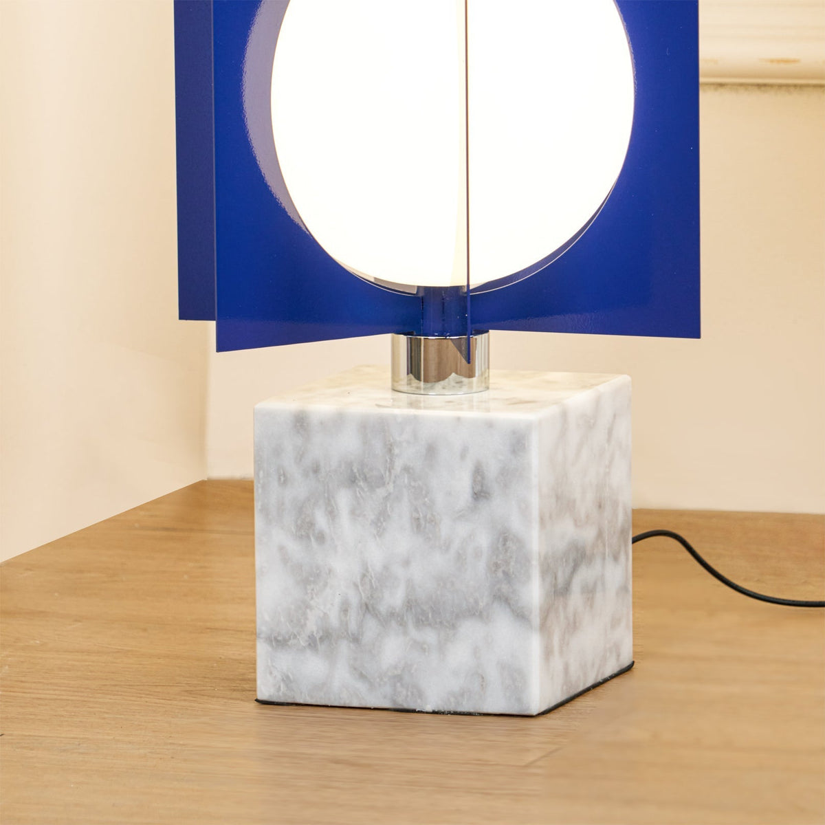 Lampa stojąca Vanell Marble