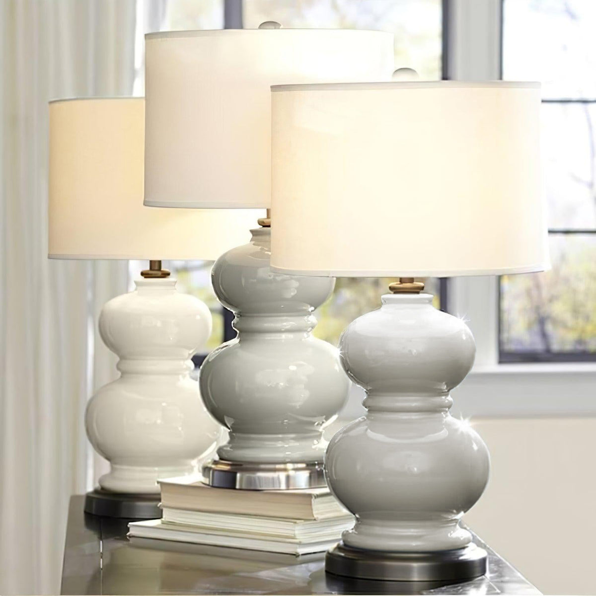 Lampa stołowa Velivella nowoczesna