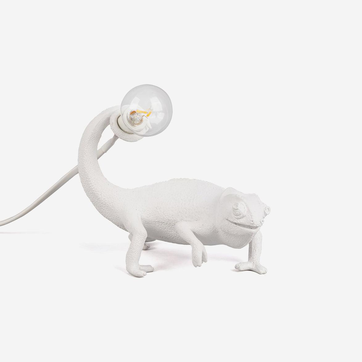 Orelanaya lampa stołowa