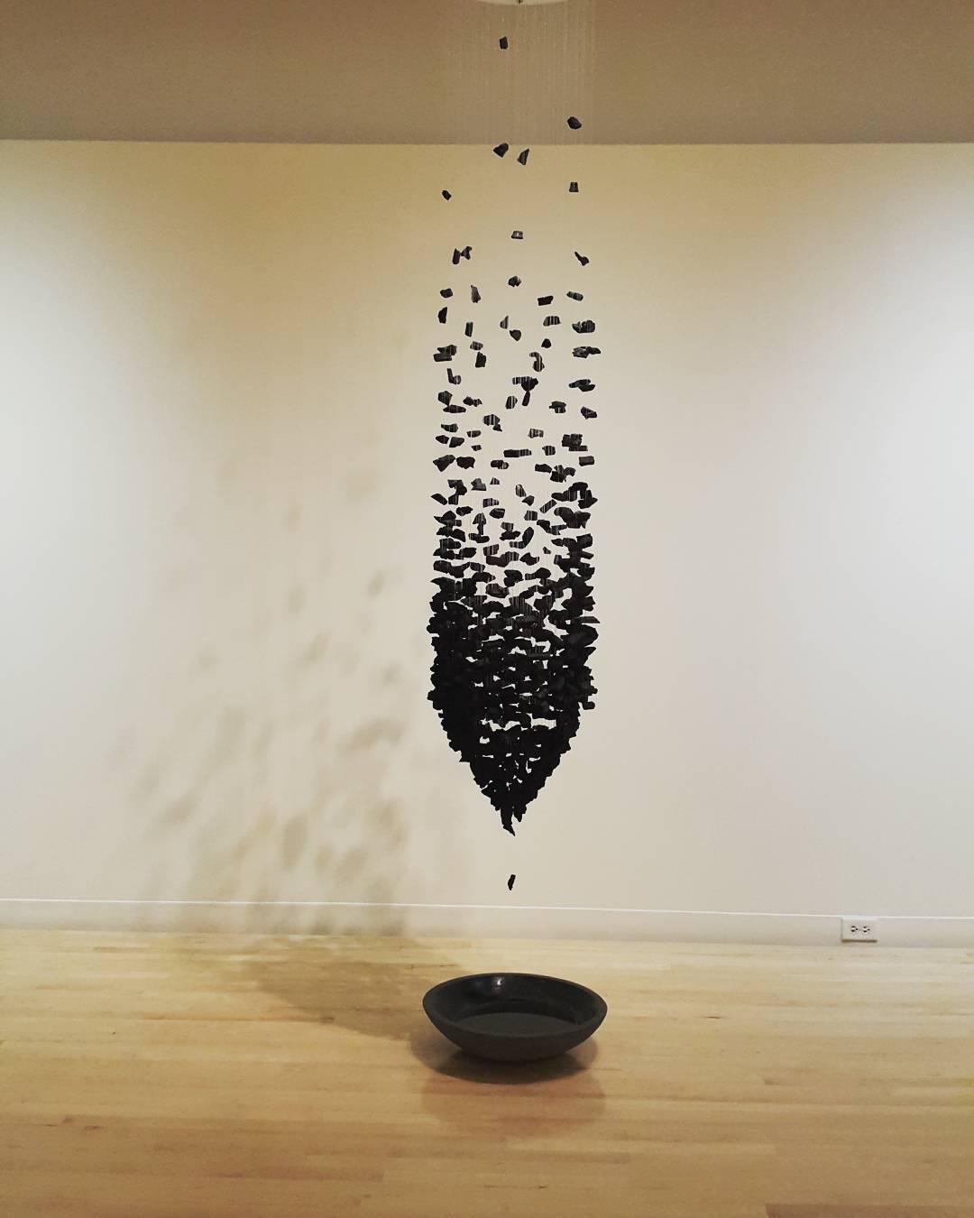 Seliian Charcoal Stone Sculptural żyrandol z literami od G do L