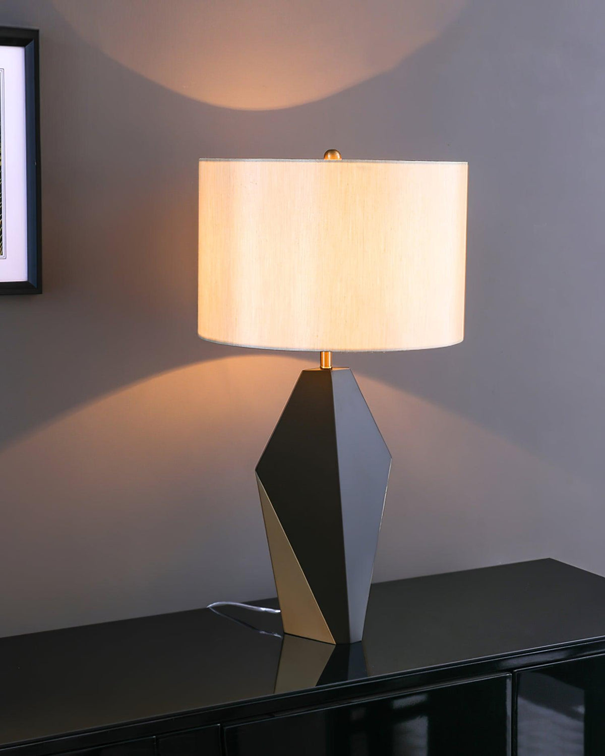Prism nowoczesna lampa stołowa ze szkła