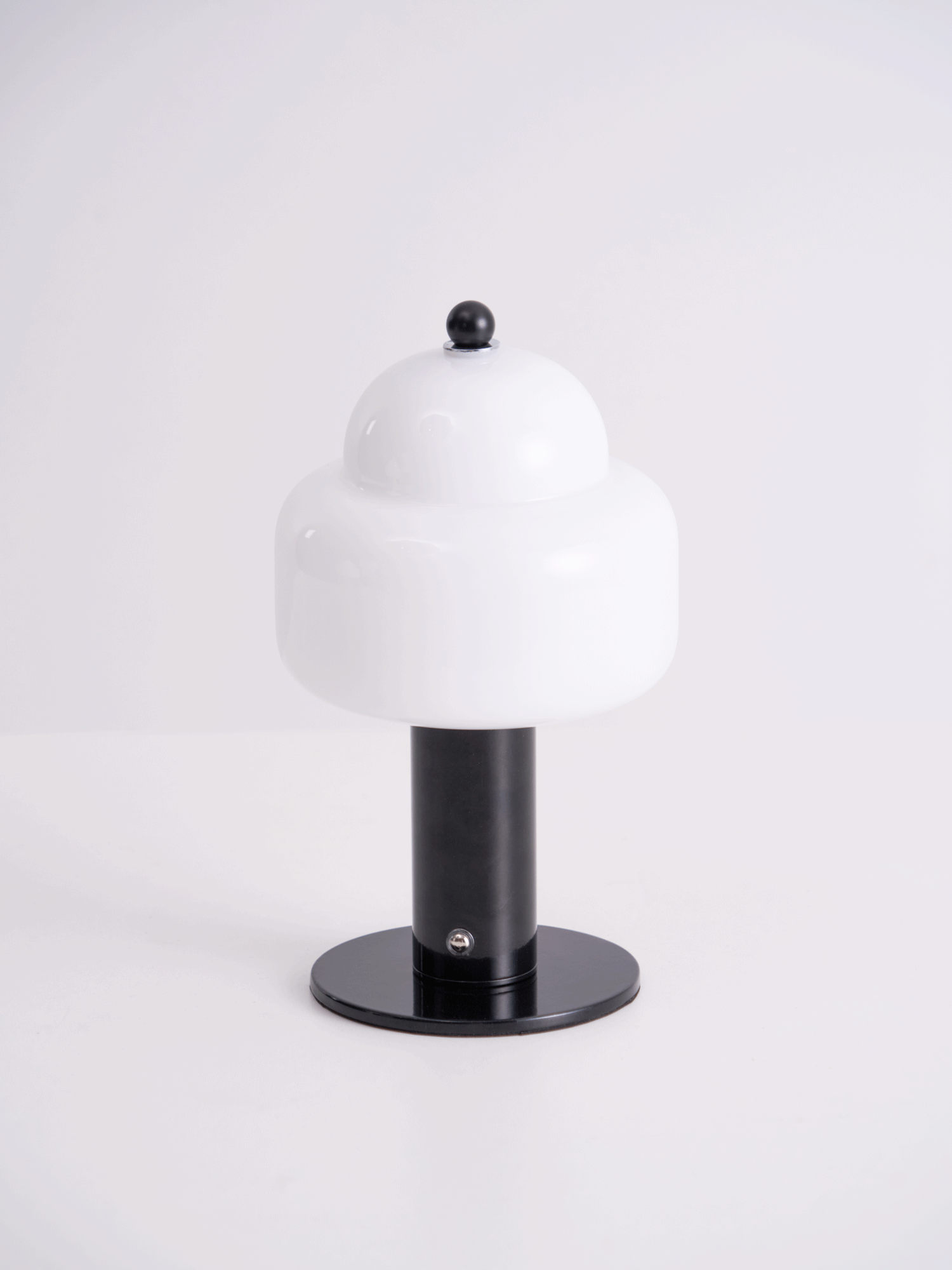 Lampa stołowa Avenaella nowoczesna ze szkła
