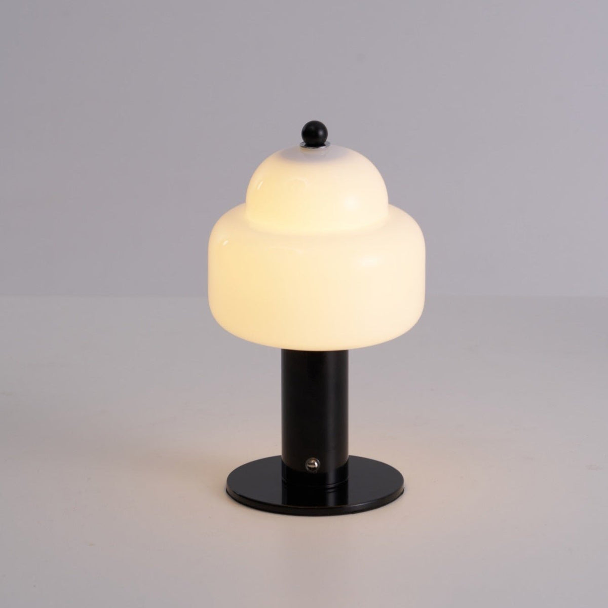 Lampa stołowa Avenaella nowoczesna ze szkła