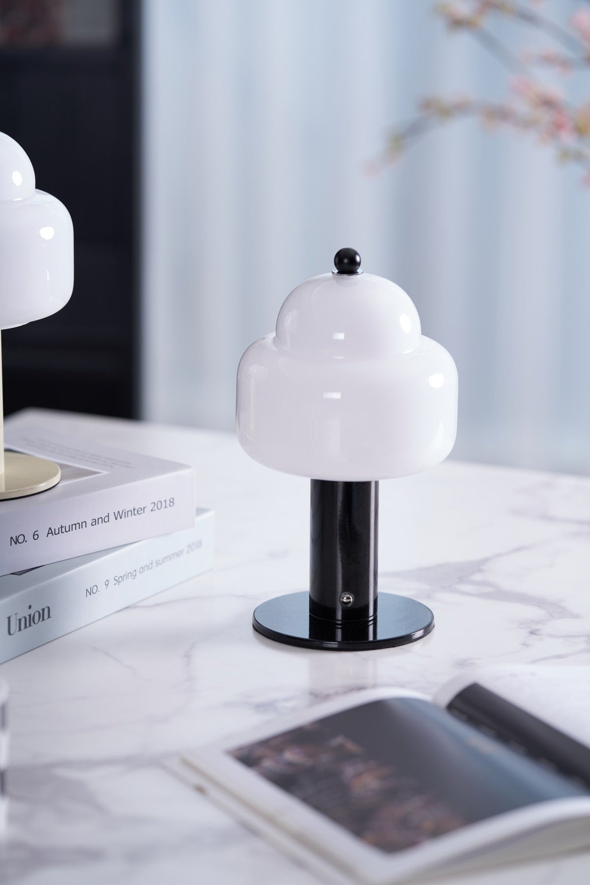 Lampa stołowa Avenaella nowoczesna ze szkła