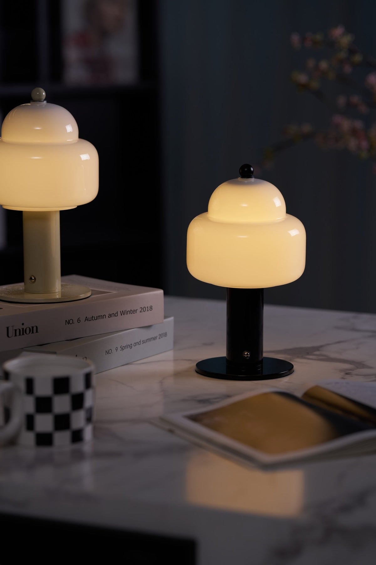 Lampa stołowa Avenaella nowoczesna ze szkła