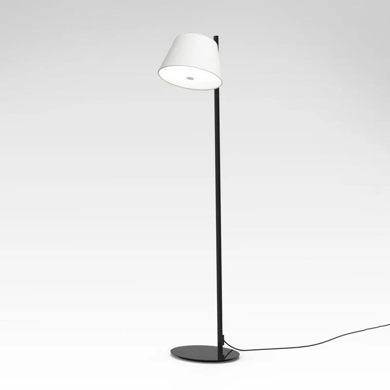 Orelorira lampa stojąca