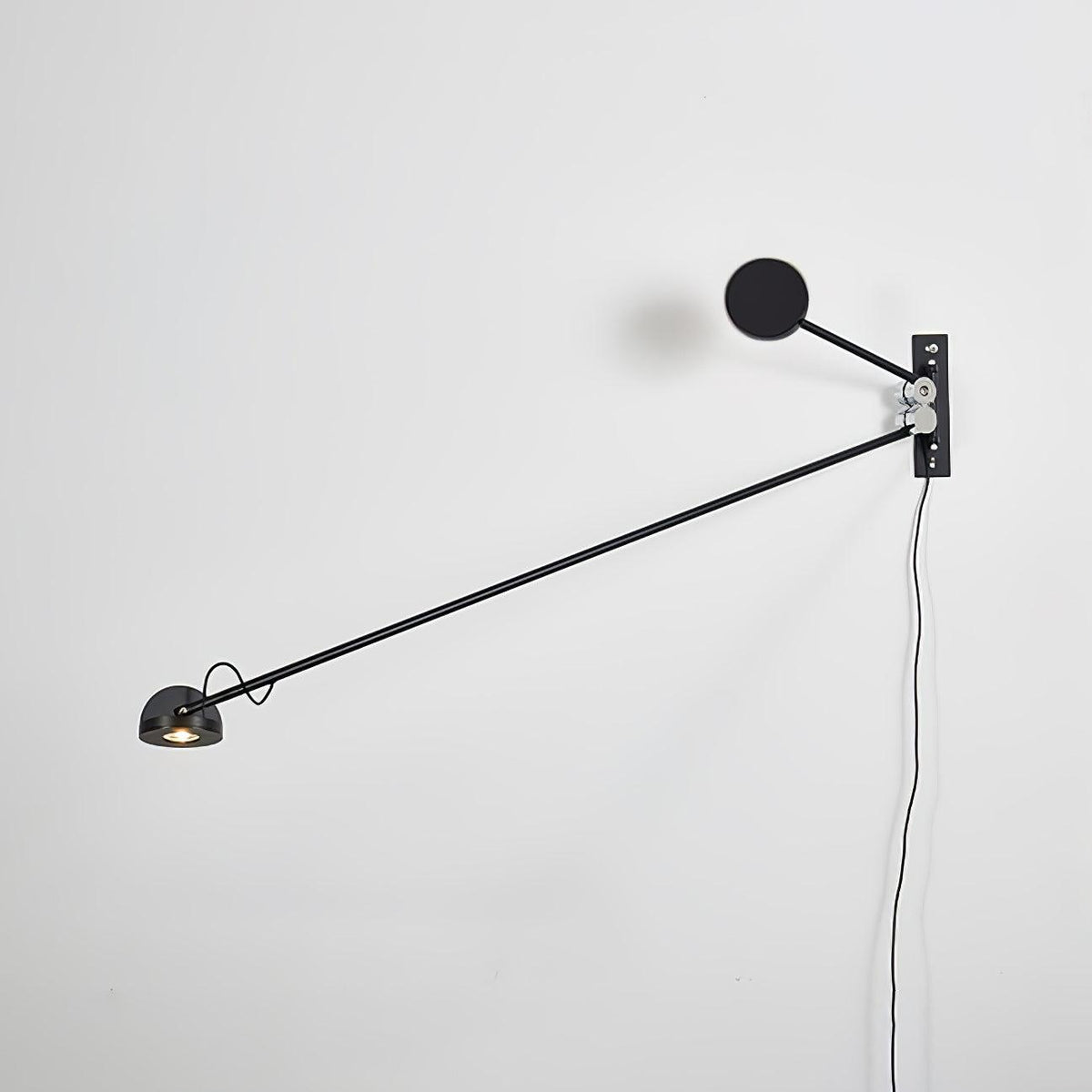 Precision Movement kinkiet