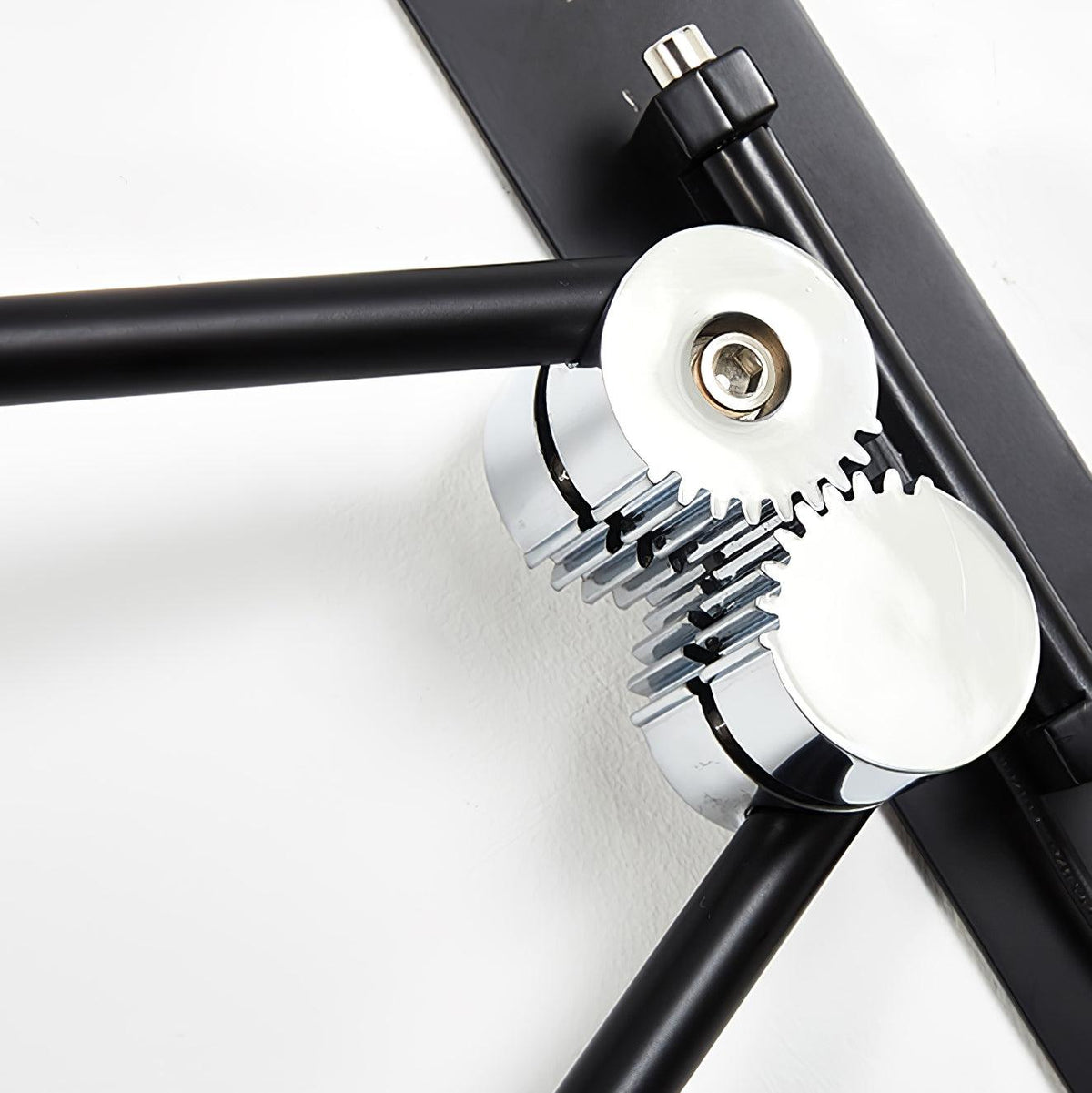 Precision Movement kinkiet