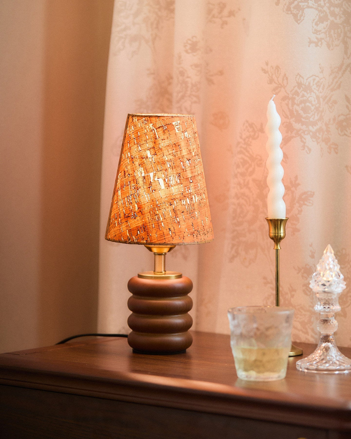 Lampa stołowa Velanena