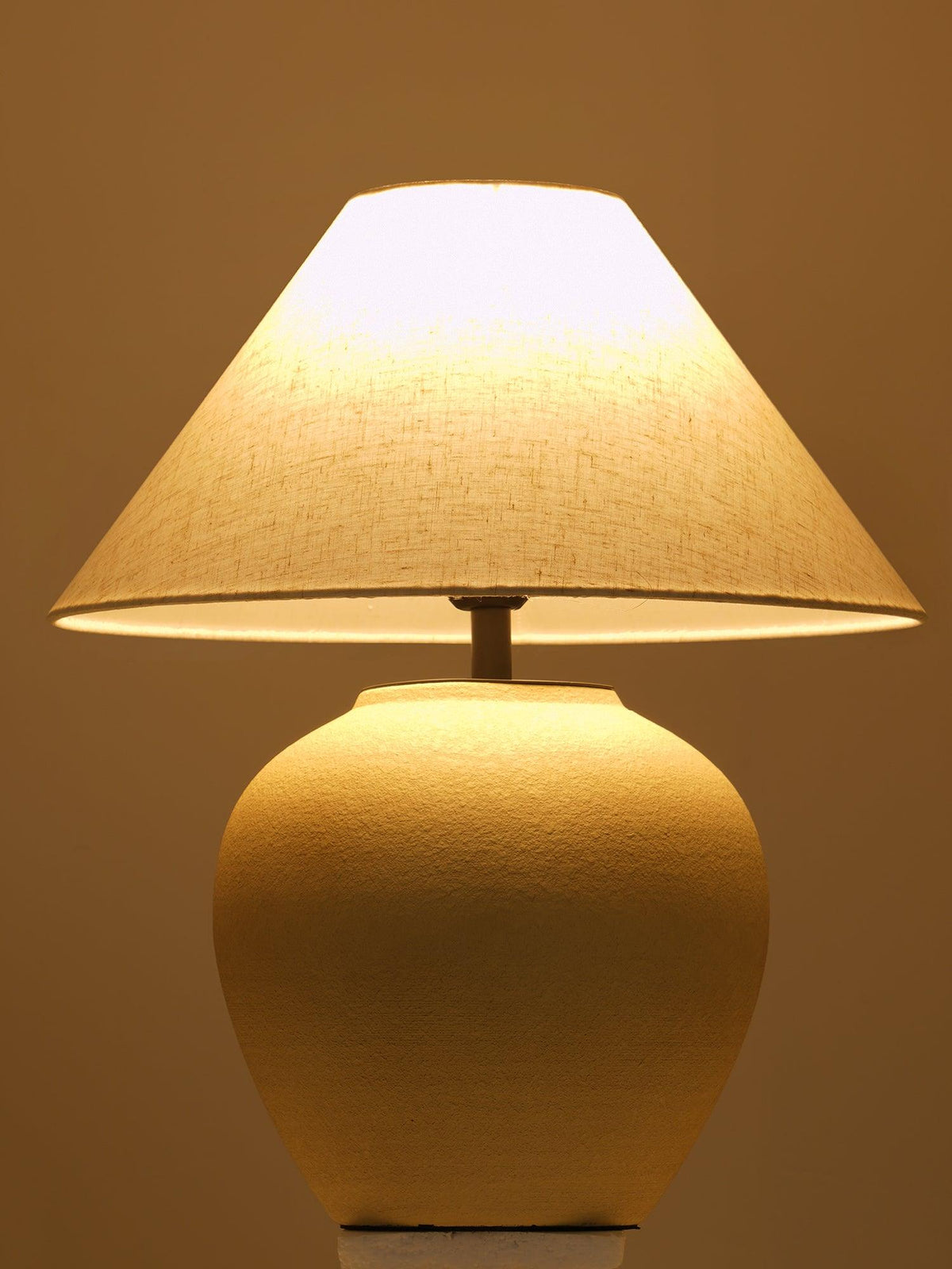 Lumian rustykalna lampa stołowa ze szkła ceramicznego