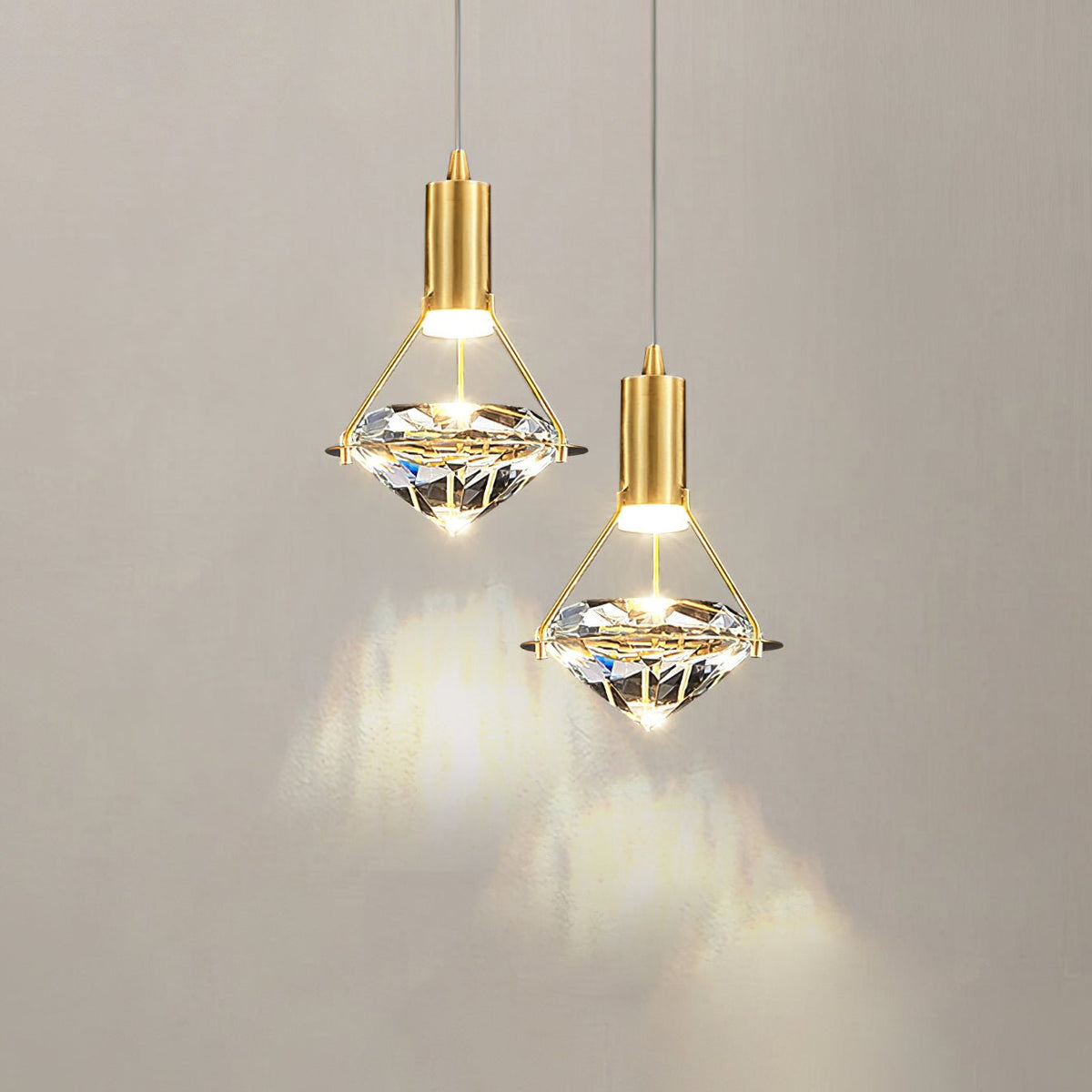 Cira lampa wisząca z miedzi i kryształu elegancka