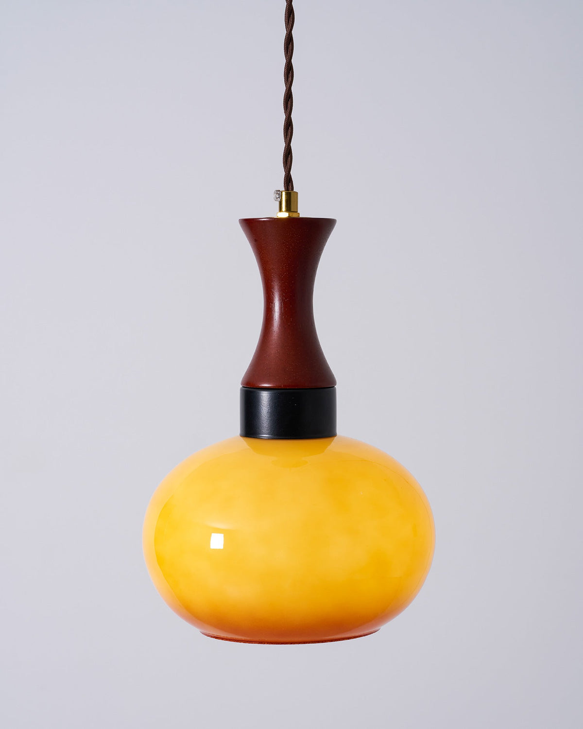 Chara lampa wisząca z wtyczką