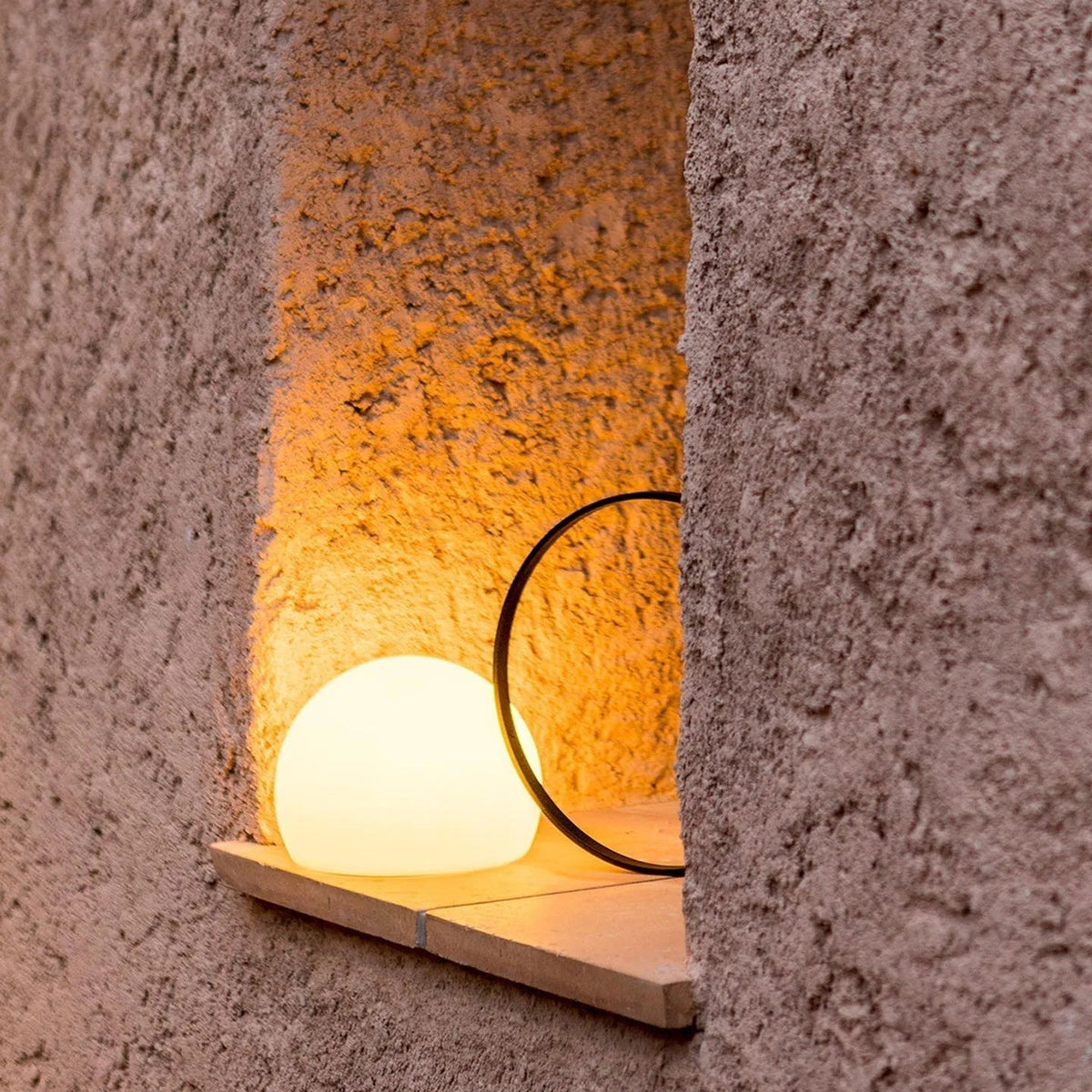 Cooper minimalistyczna lampa stołowa