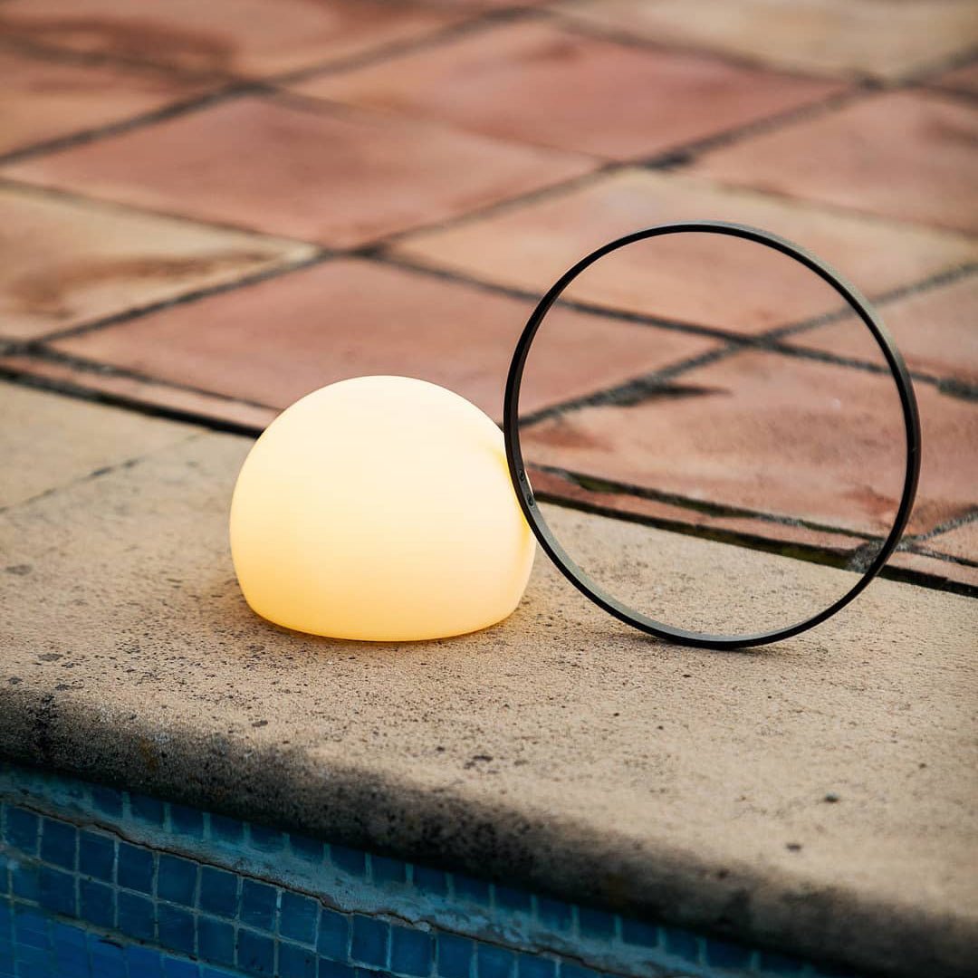 Cooper minimalistyczna lampa stołowa