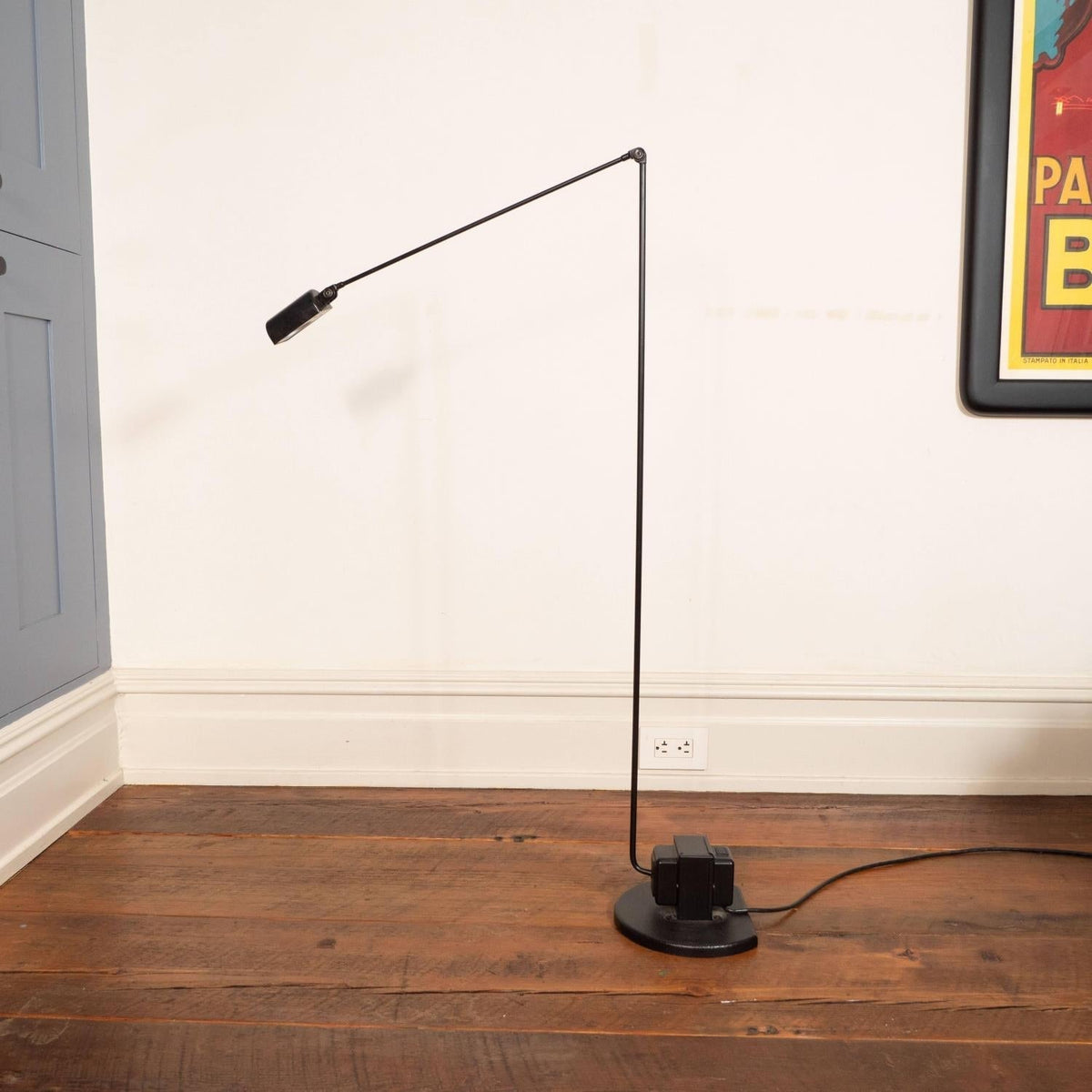 Nerilux regulowana lampa stojąca