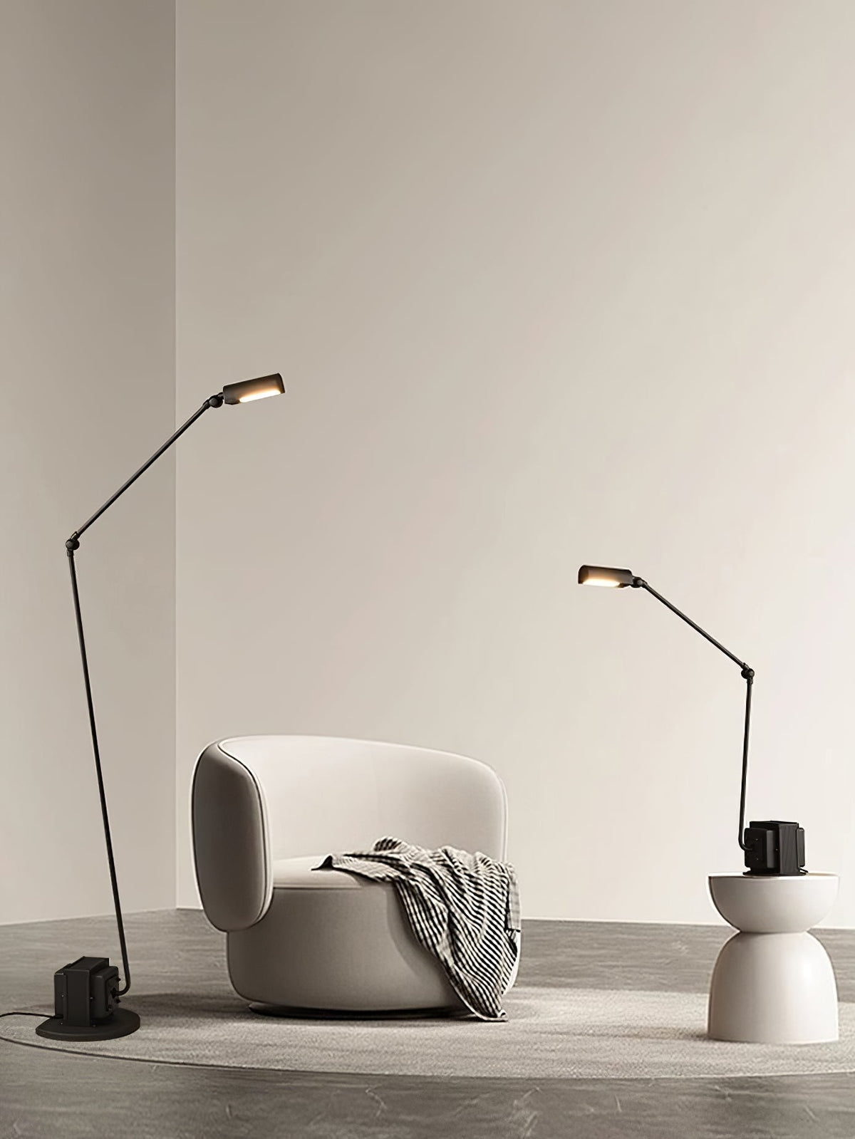 Nerilux regulowana lampa stojąca