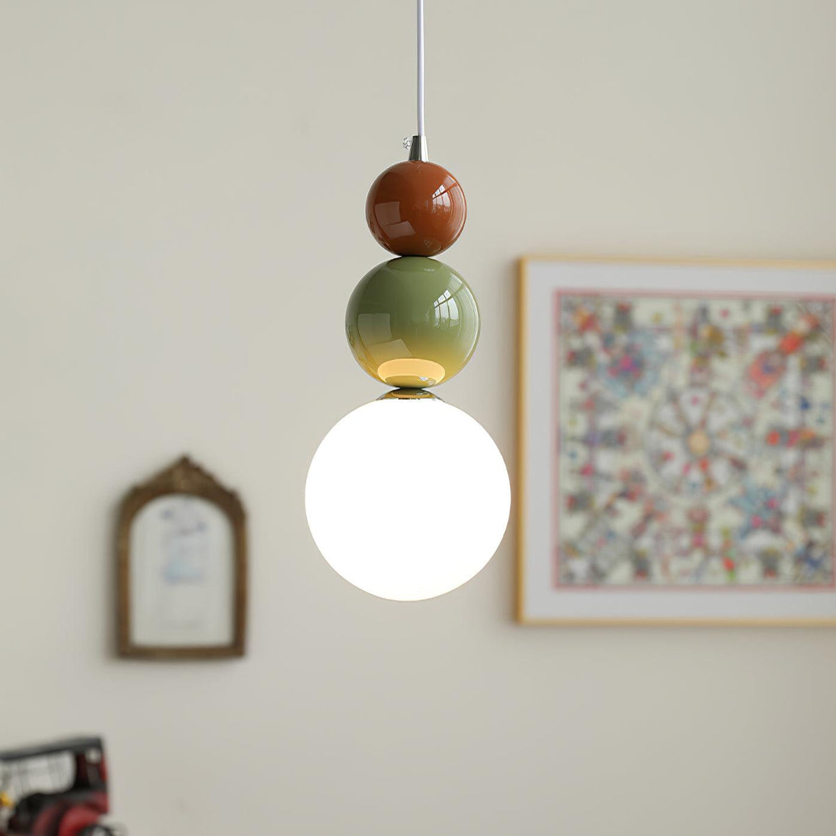 Lunetta Stacked lampa wisząca z kolorowymi sferami