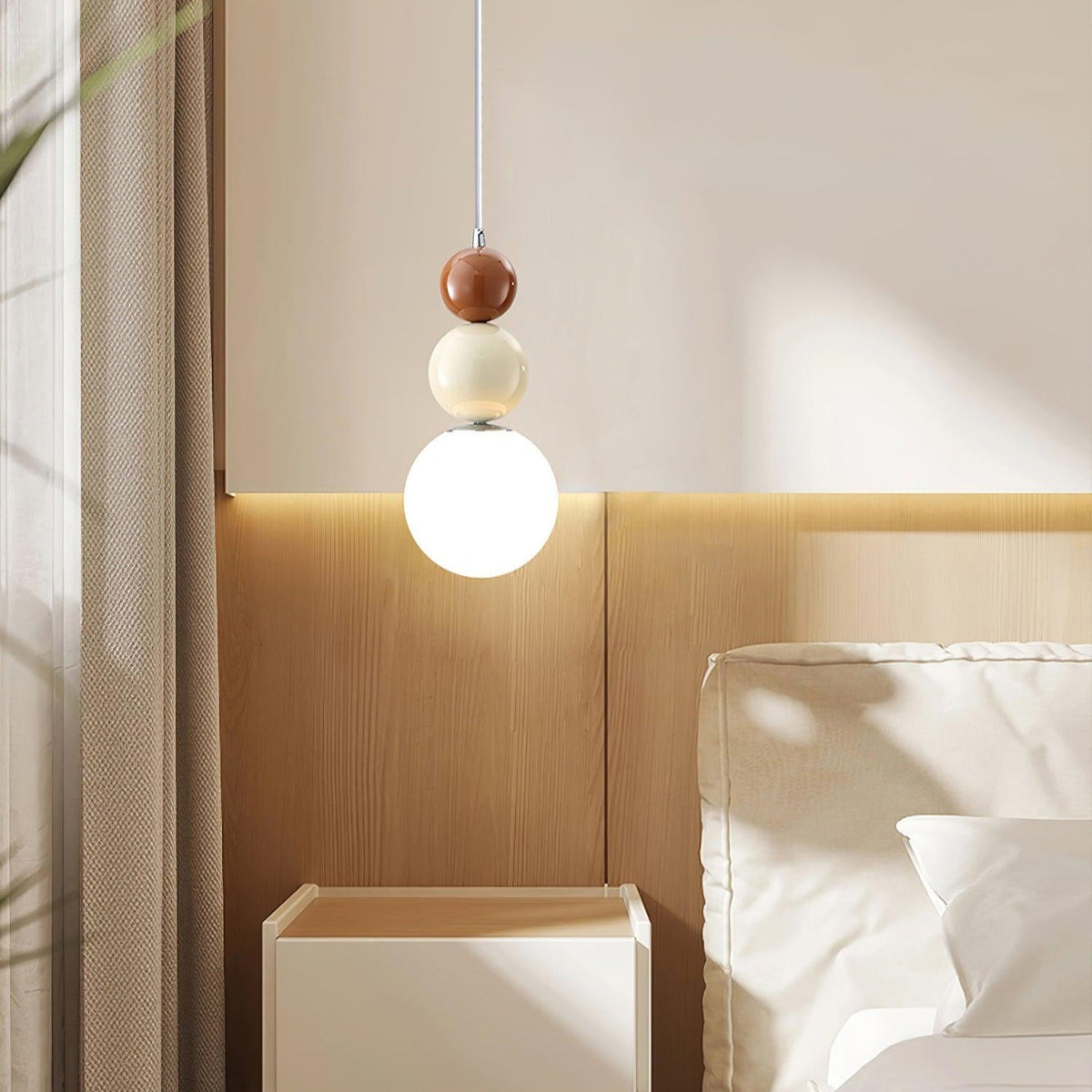 Lunetta Stacked lampa wisząca z kolorowymi sferami