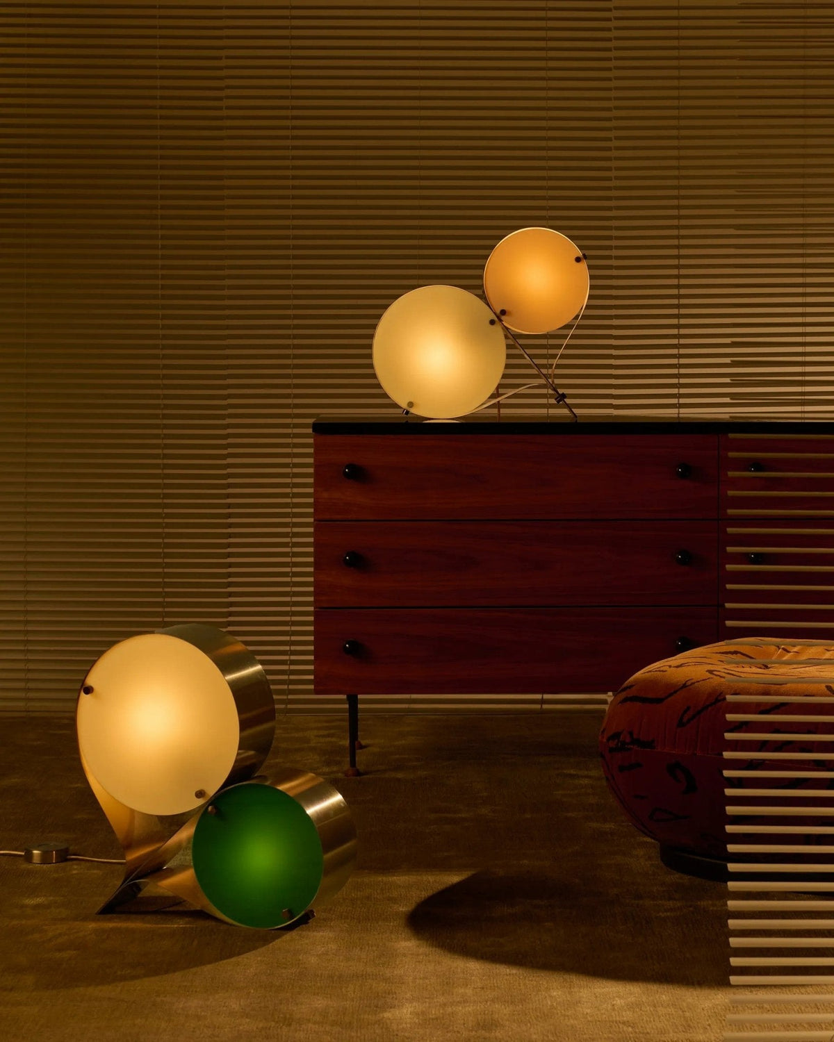 Duet Floating Disc lampa stołowa