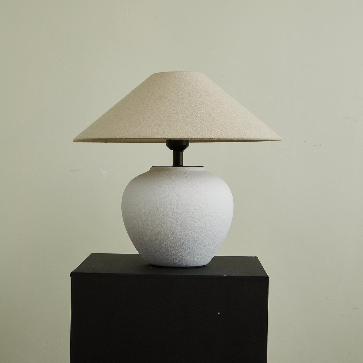 Alba elegancka lampa stołowa ceramiczna