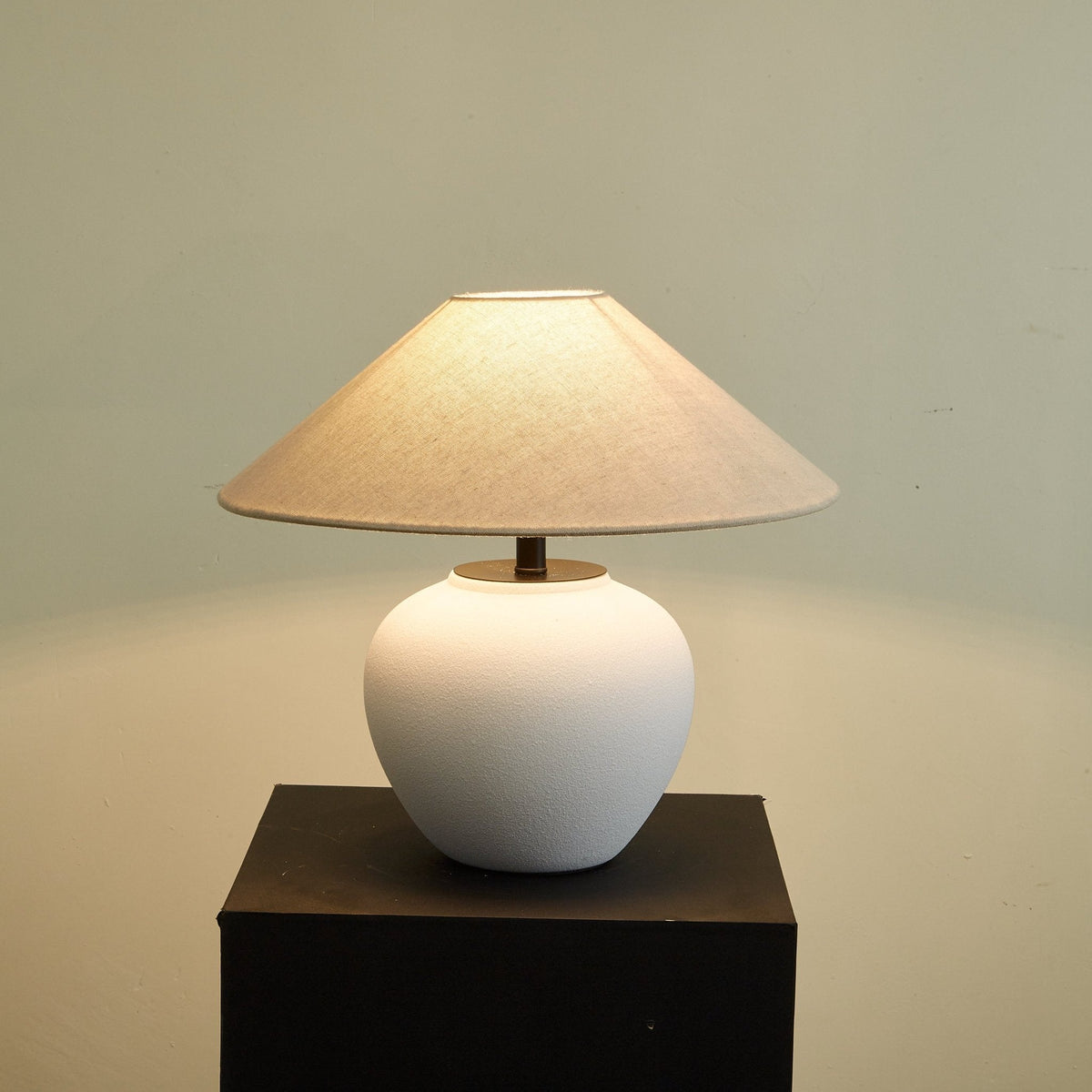 Alba elegancka lampa stołowa ceramiczna